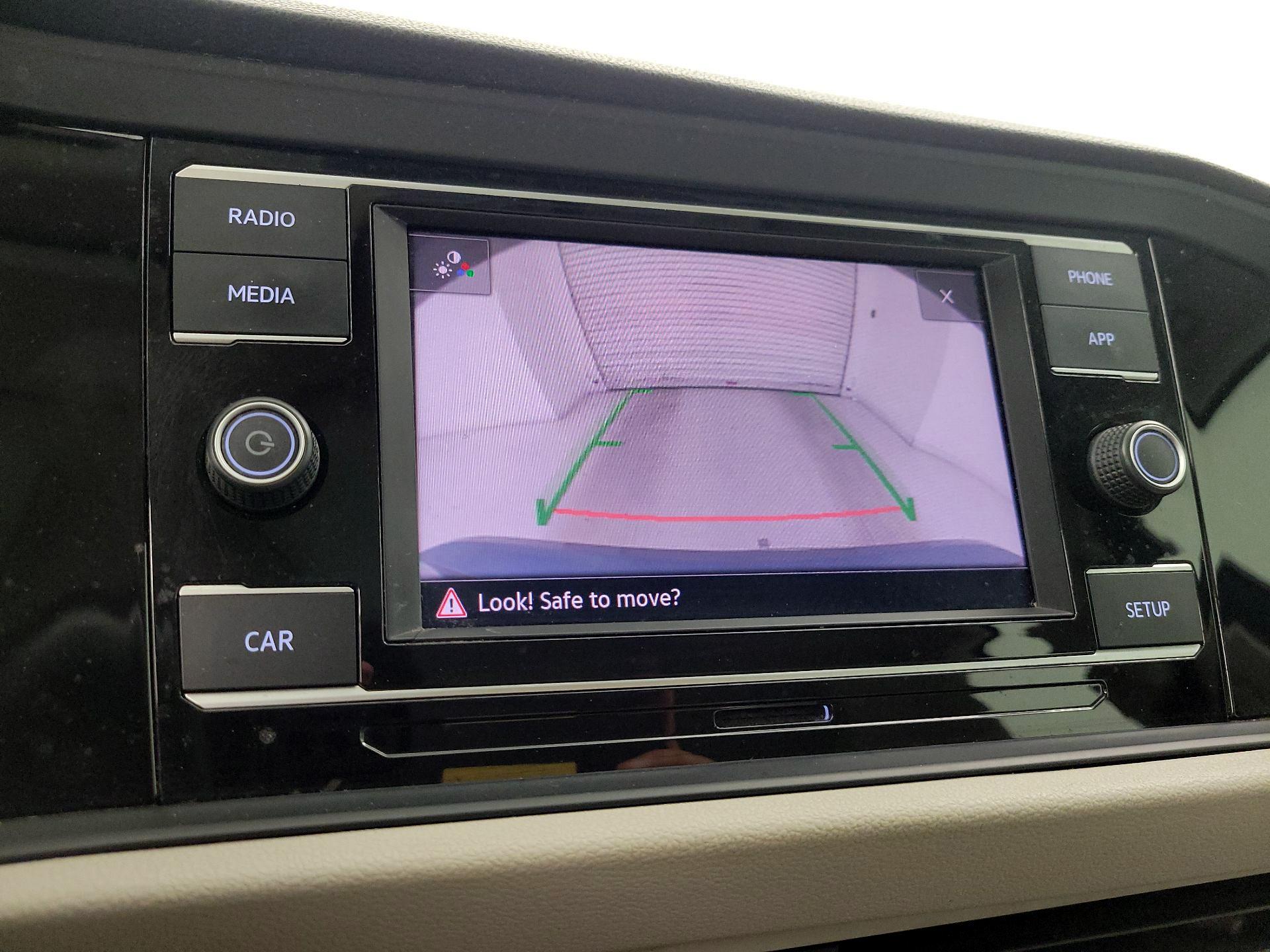 Thumbnail: 2019 Volkswagen Jetta - 14