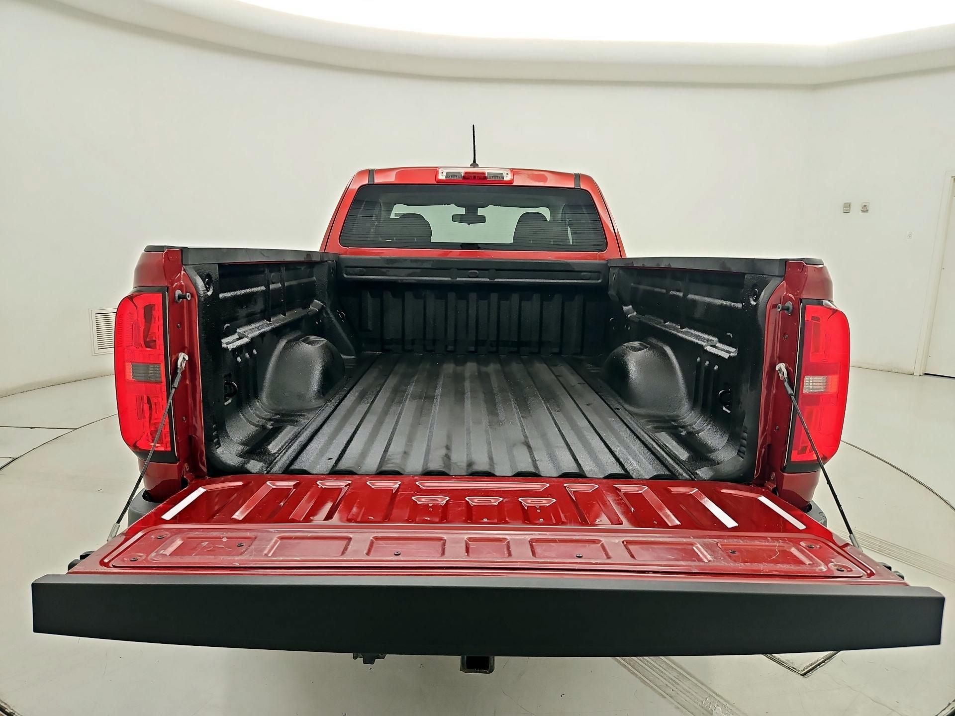 Thumbnail: 2016 Chevrolet Colorado - 19