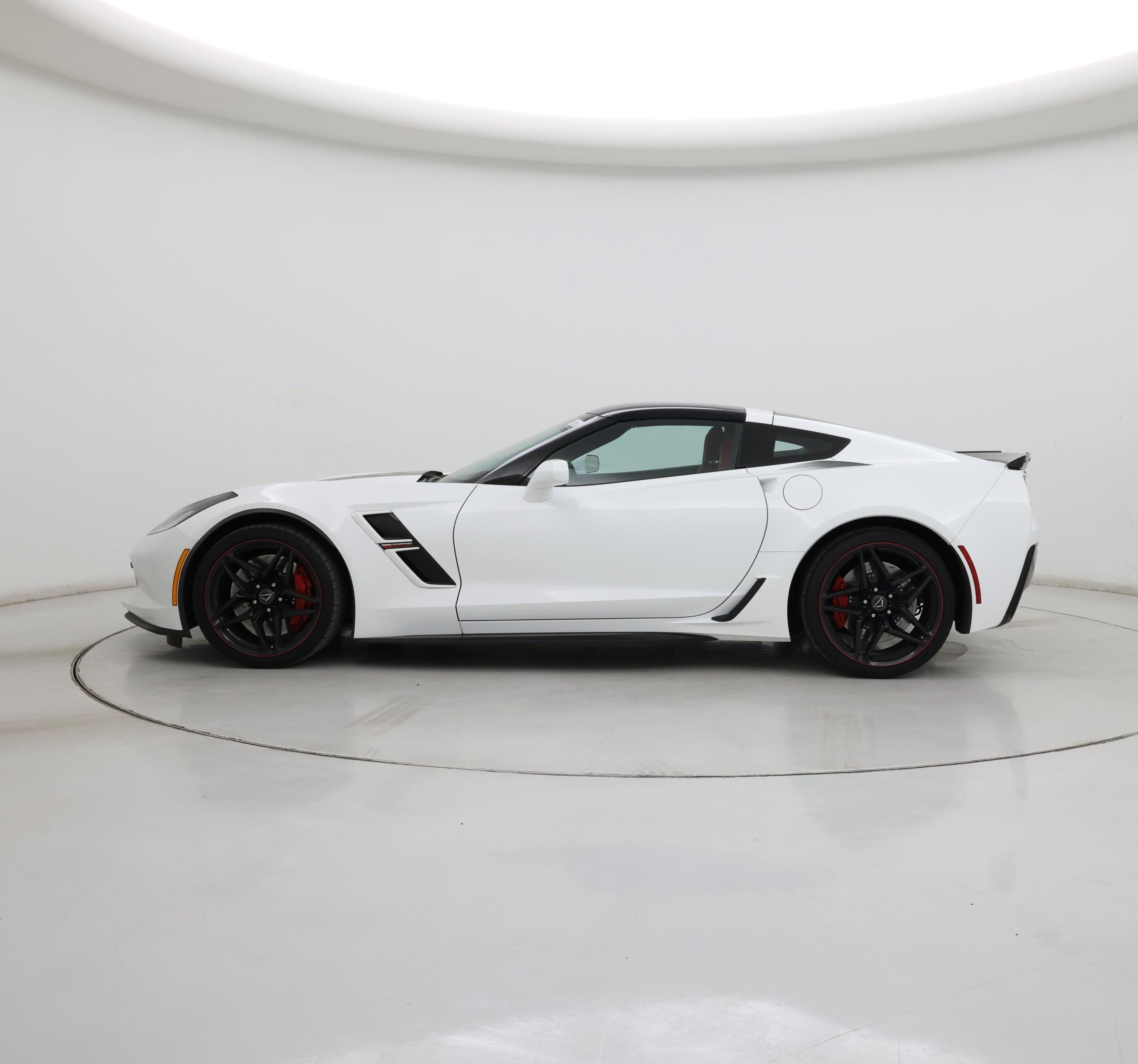 Thumbnail: 2019 Chevrolet Corvette - 3