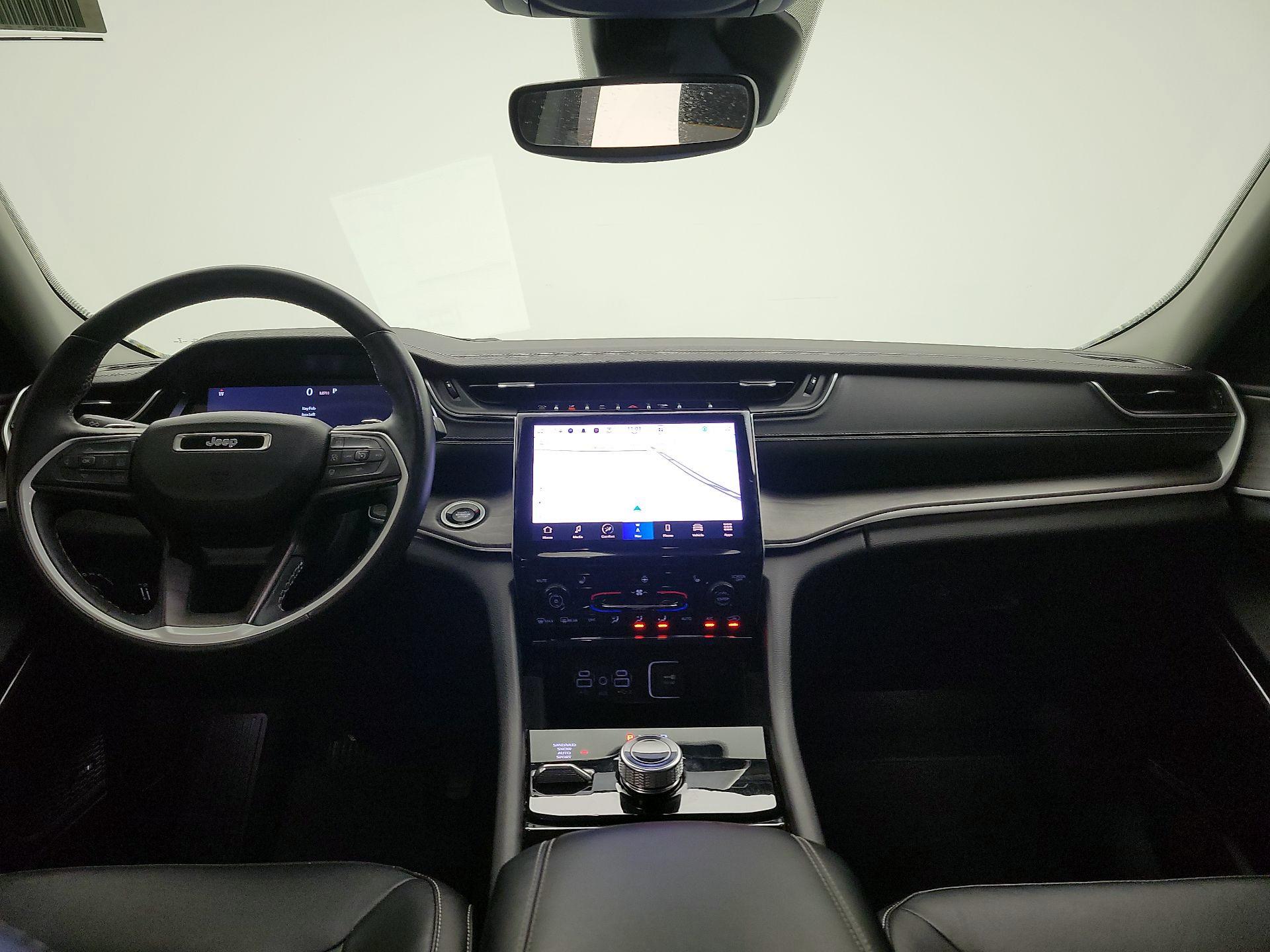Thumbnail: 2022 Jeep Grand Cherokee - 9