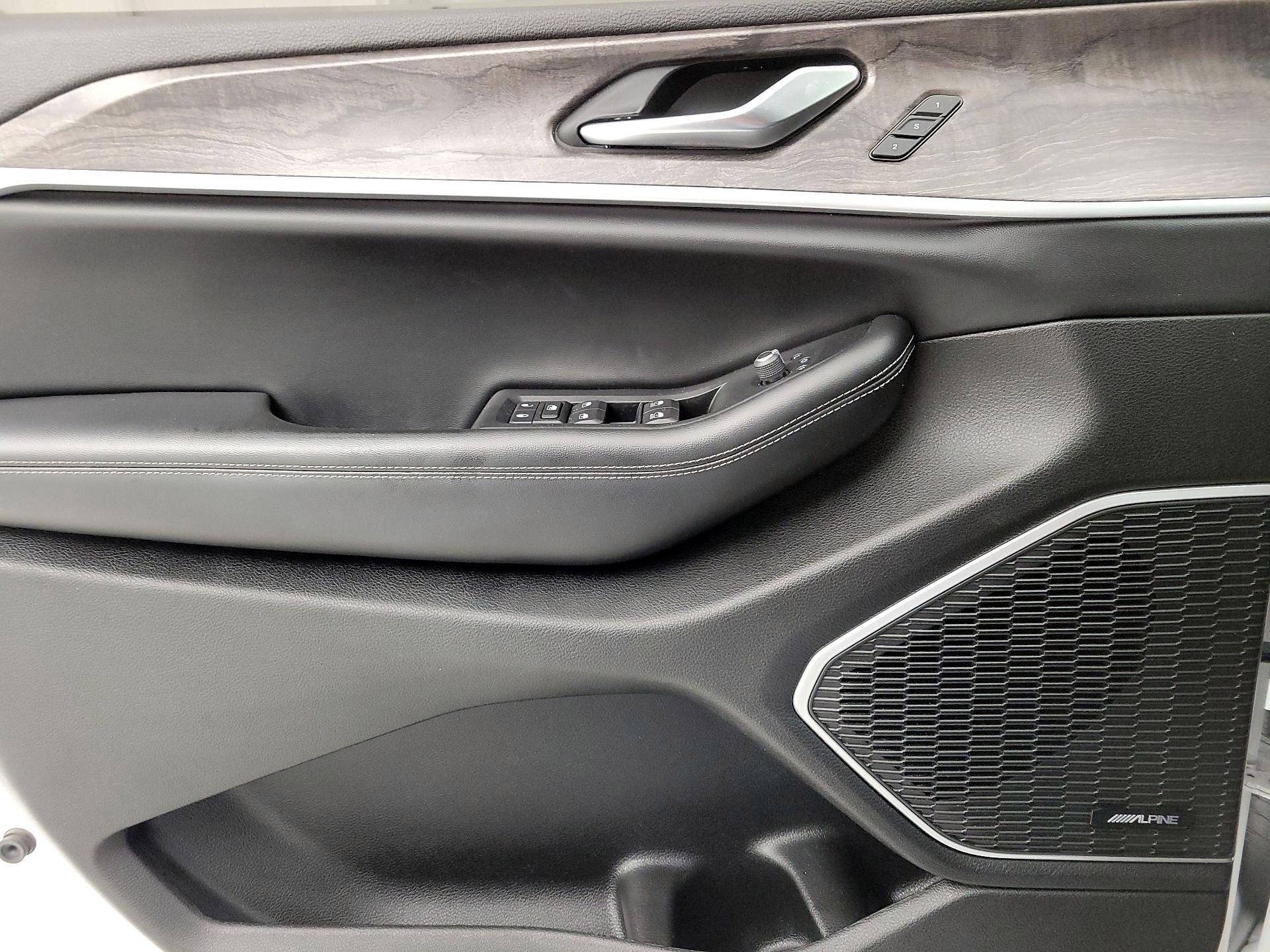 Thumbnail: 2022 Jeep Grand Cherokee - 12