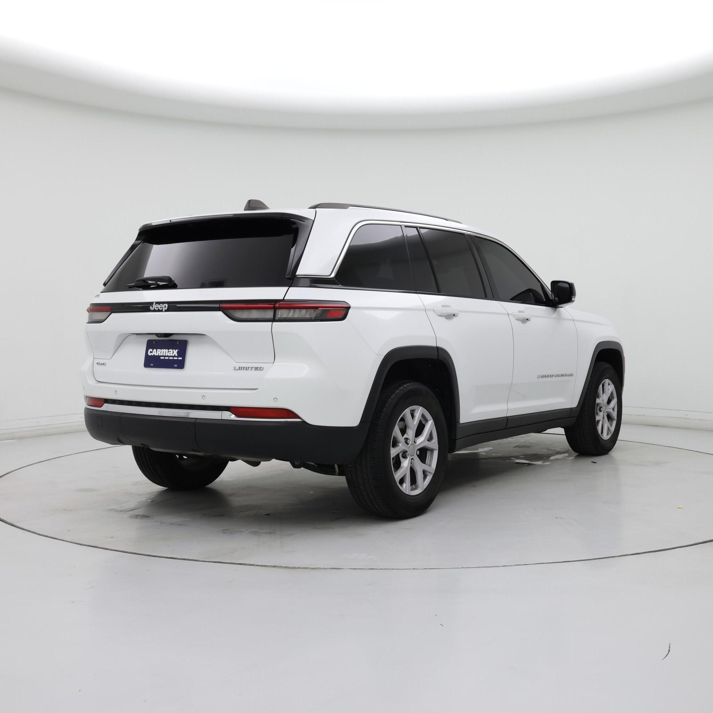 Thumbnail: 2022 Jeep Grand Cherokee - 8