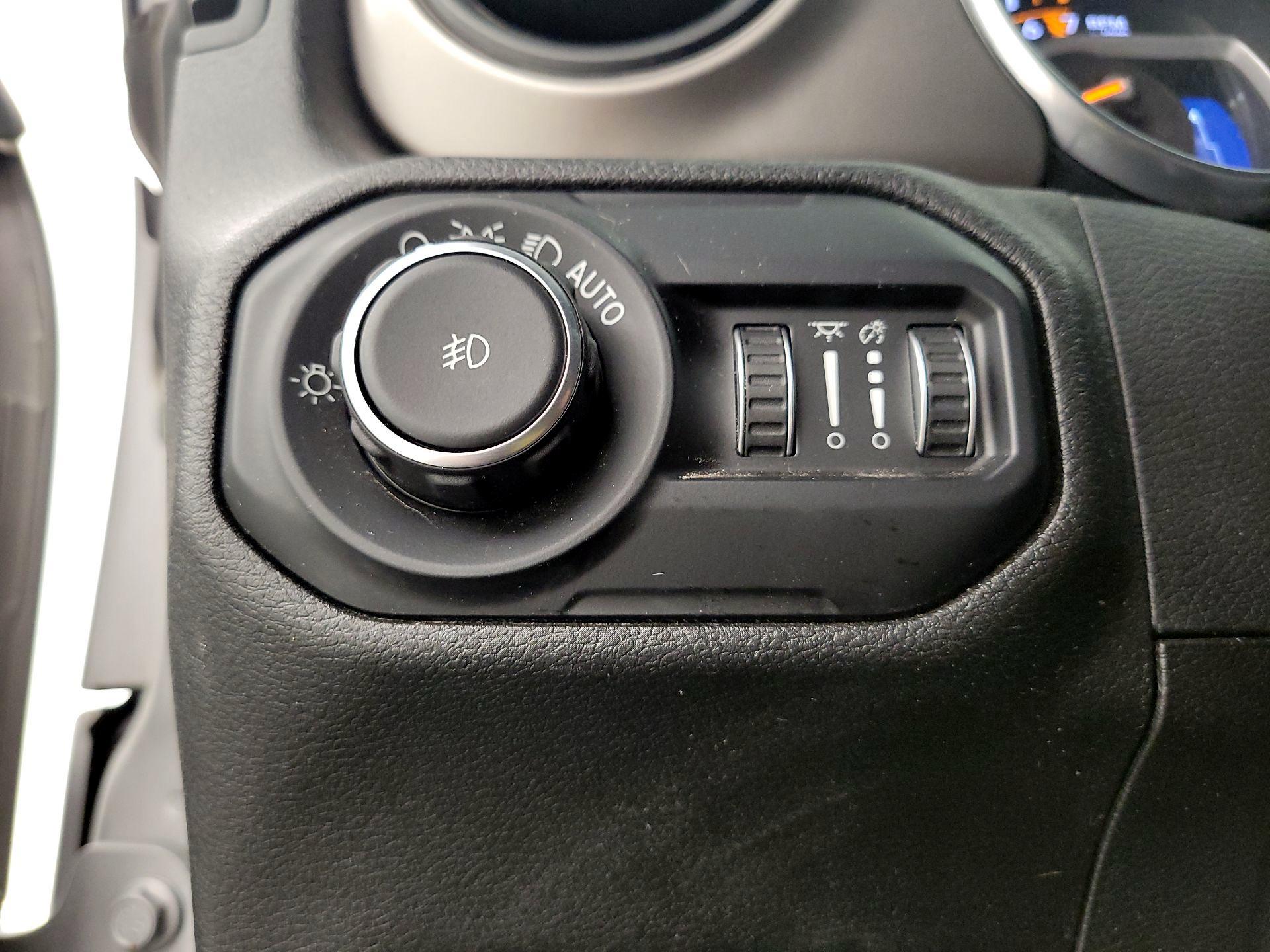 Thumbnail: 2018 Jeep Wrangler - 13