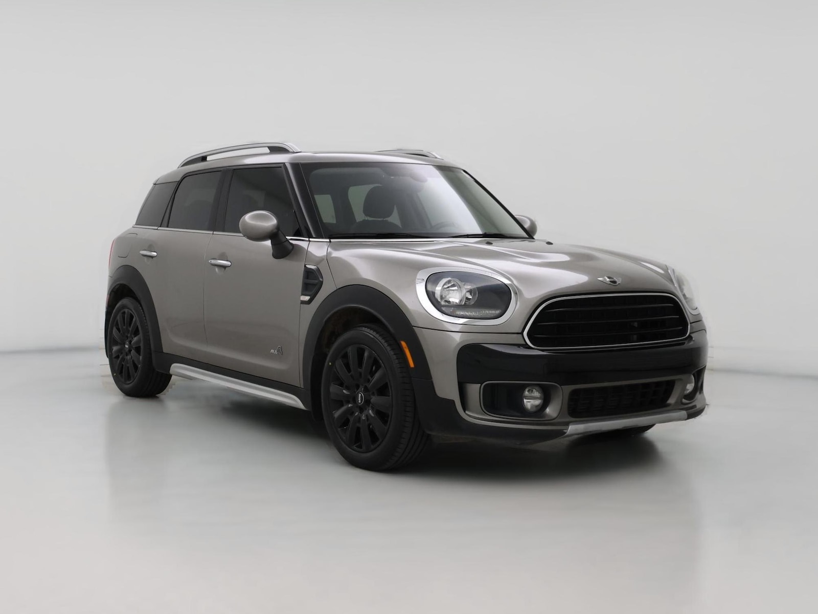 2018 MINI Countryman Base's photo