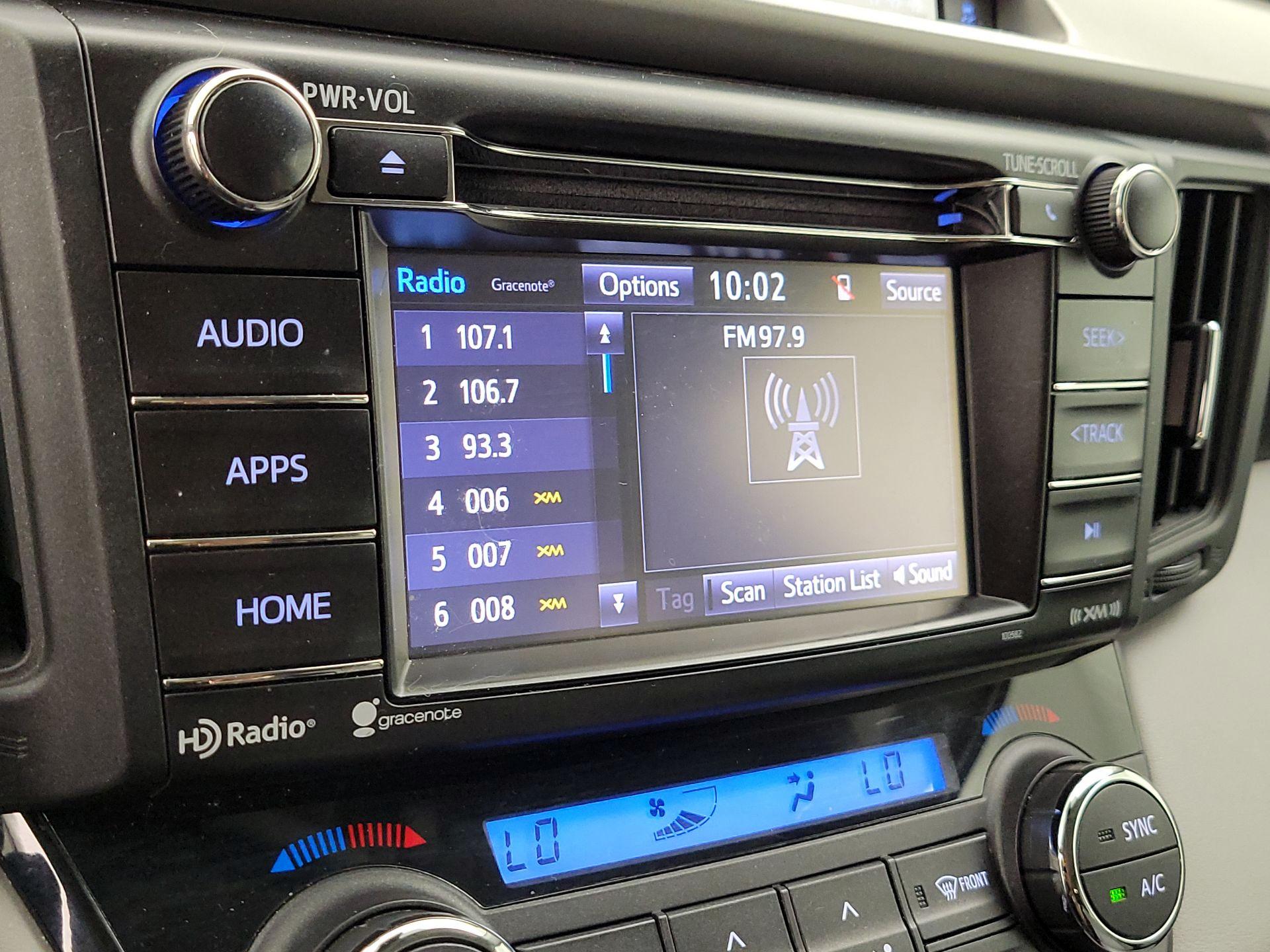 Thumbnail: 2018 Toyota RAV4 - 15