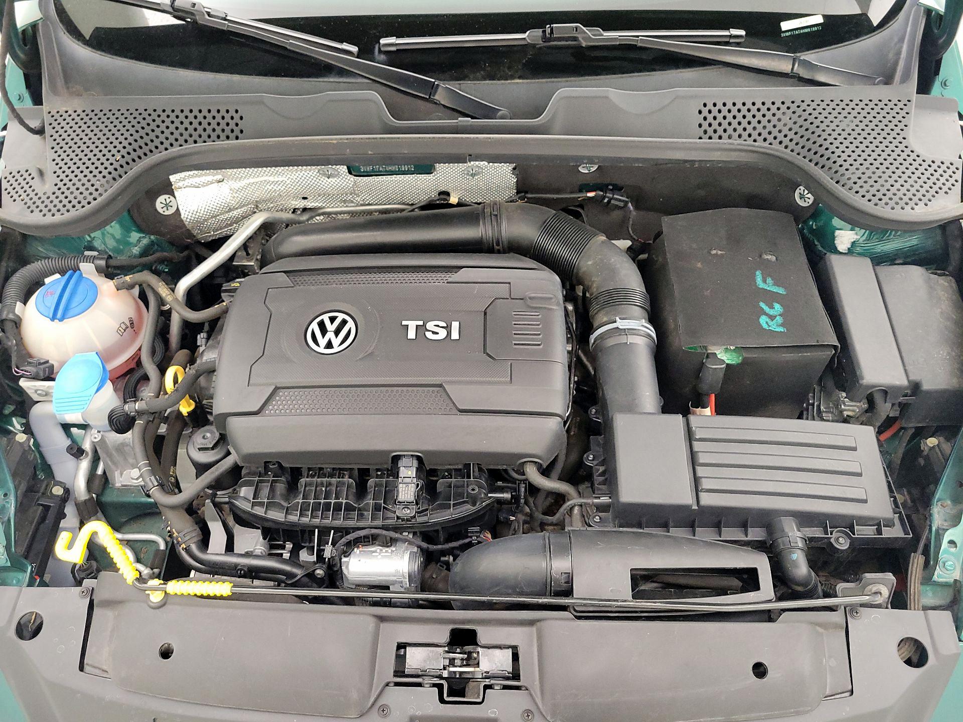 Thumbnail: 2017 Volkswagen Beetle - 20