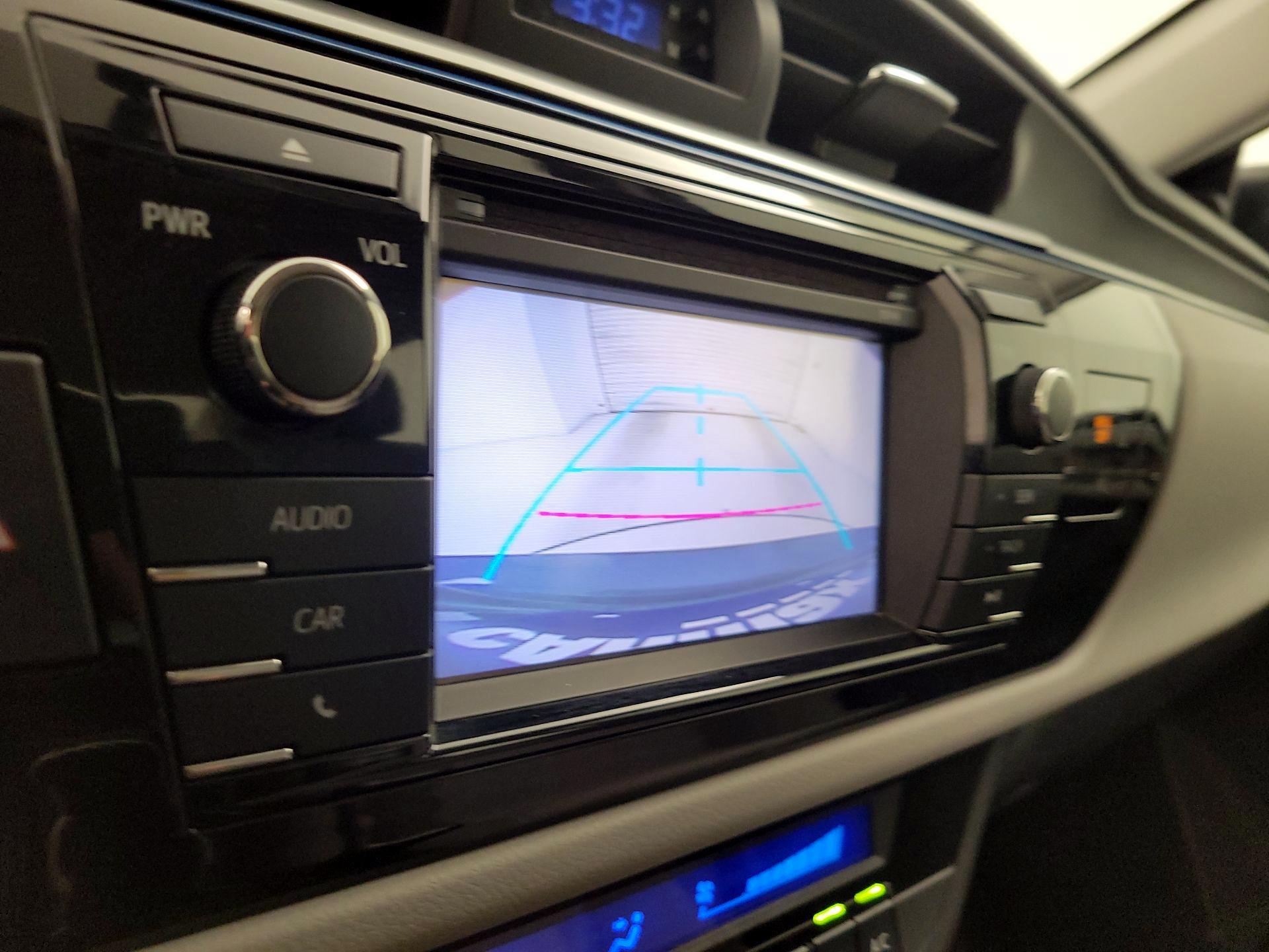 Thumbnail: 2014 Toyota Corolla - 14