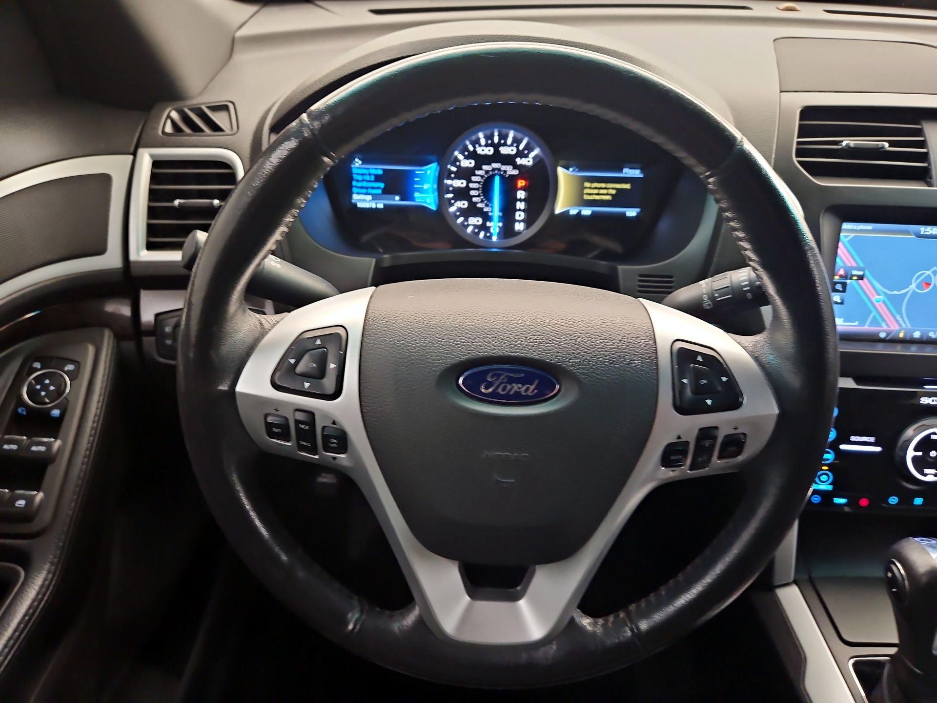 Thumbnail: 2014 Ford Explorer - 10