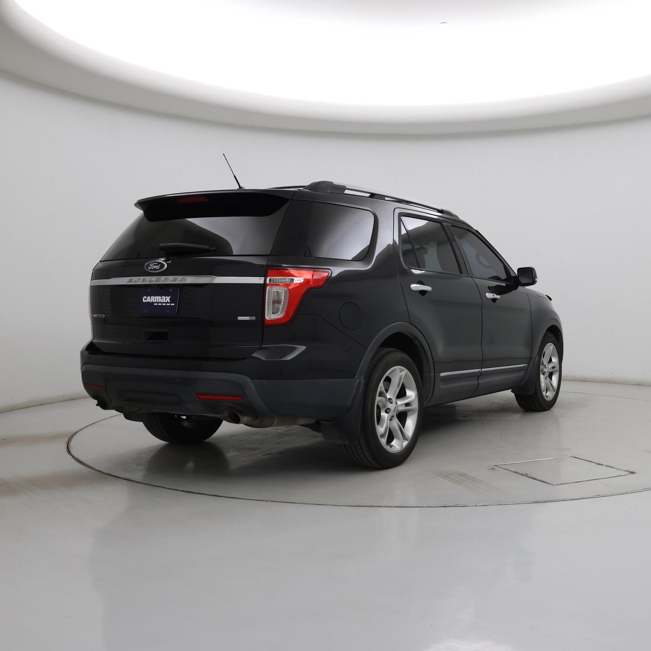 Thumbnail: 2014 Ford Explorer - 8