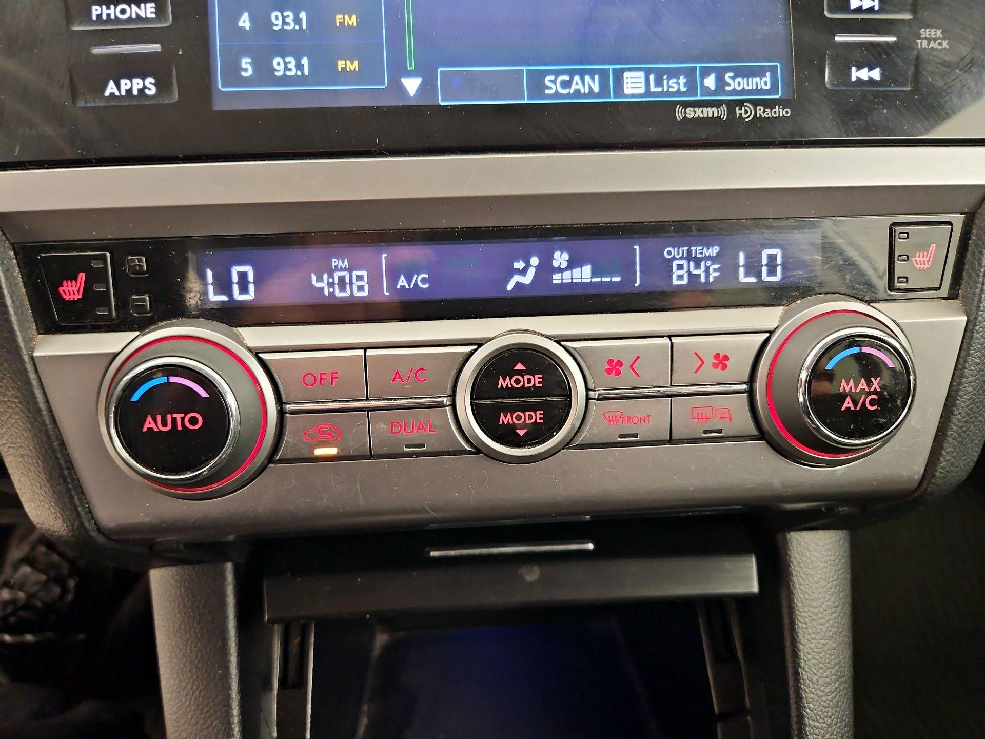 Thumbnail: 2016 Subaru Outback - 16