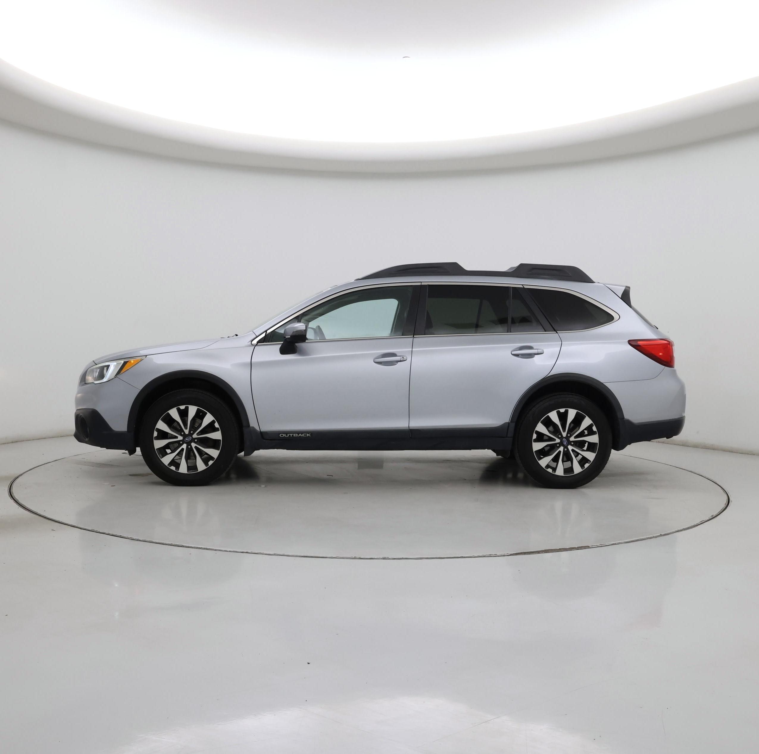 Thumbnail: 2016 Subaru Outback - 3