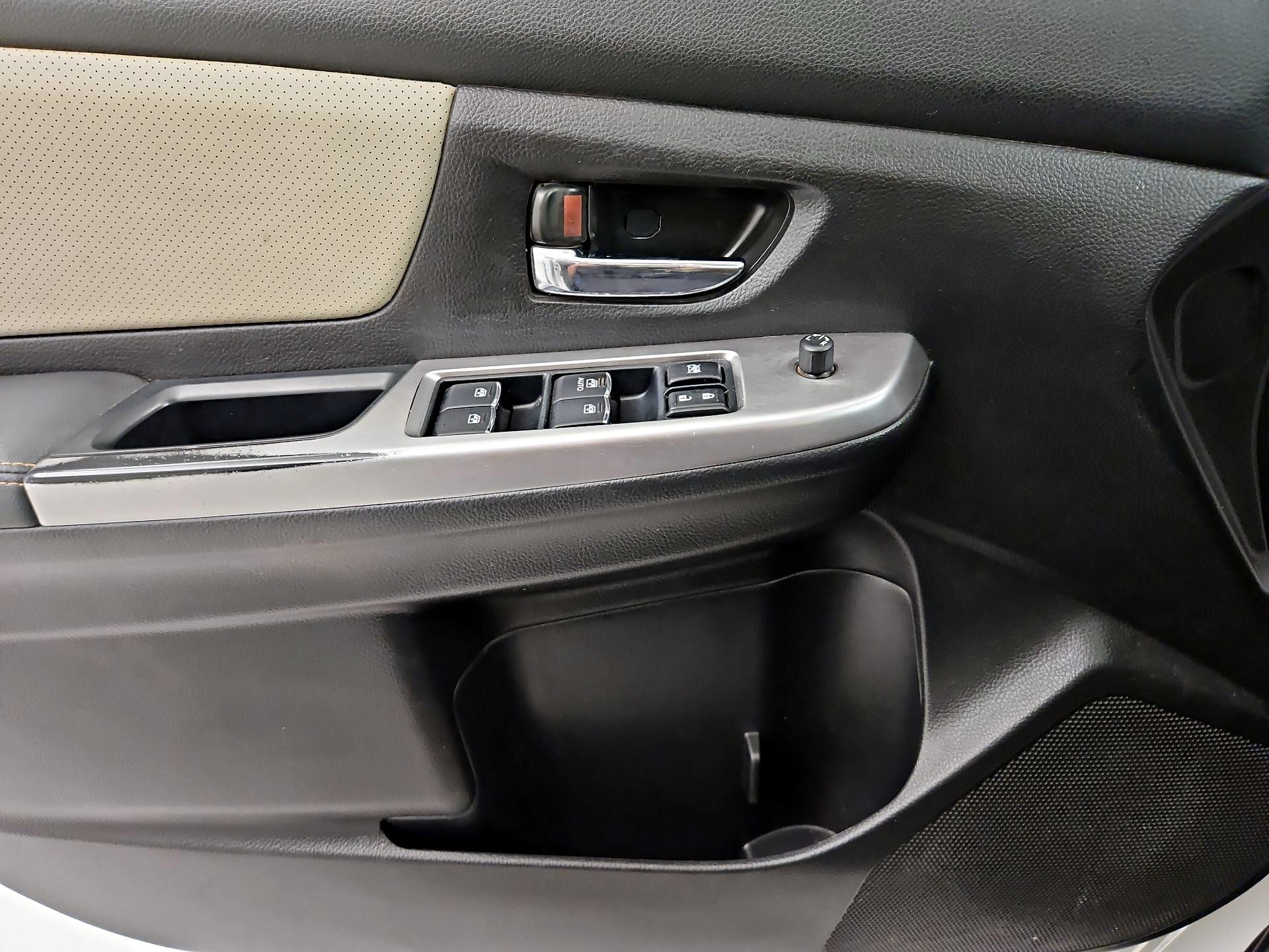 Thumbnail: 2016 Subaru XV Crosstrek - 12