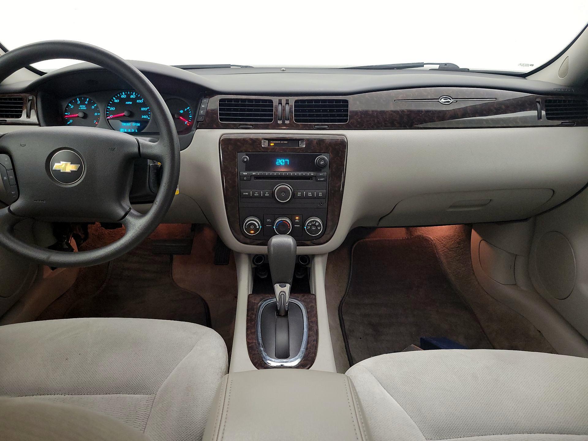 Thumbnail: 2015 Chevrolet Impala - 9
