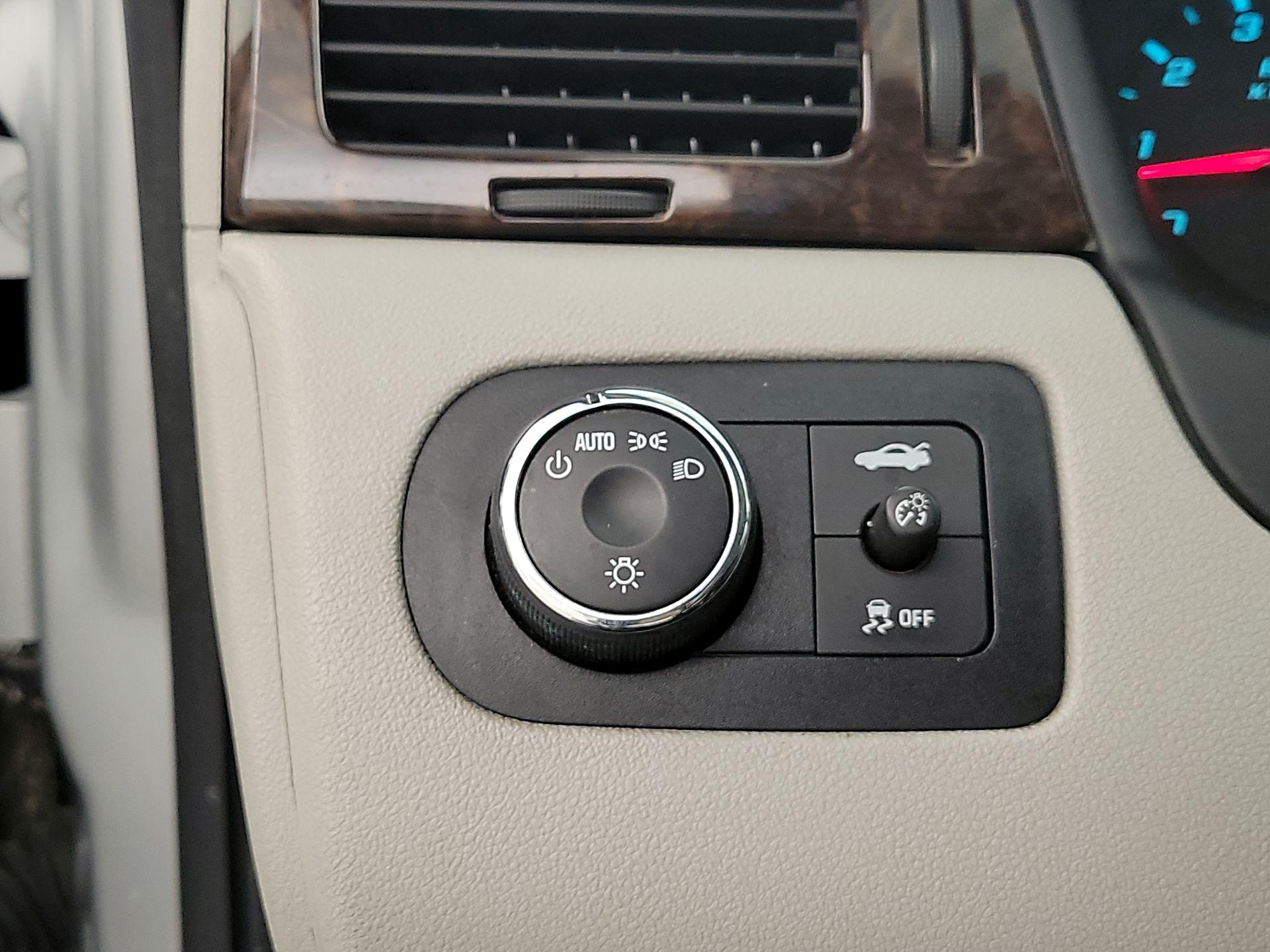 Thumbnail: 2015 Chevrolet Impala - 13
