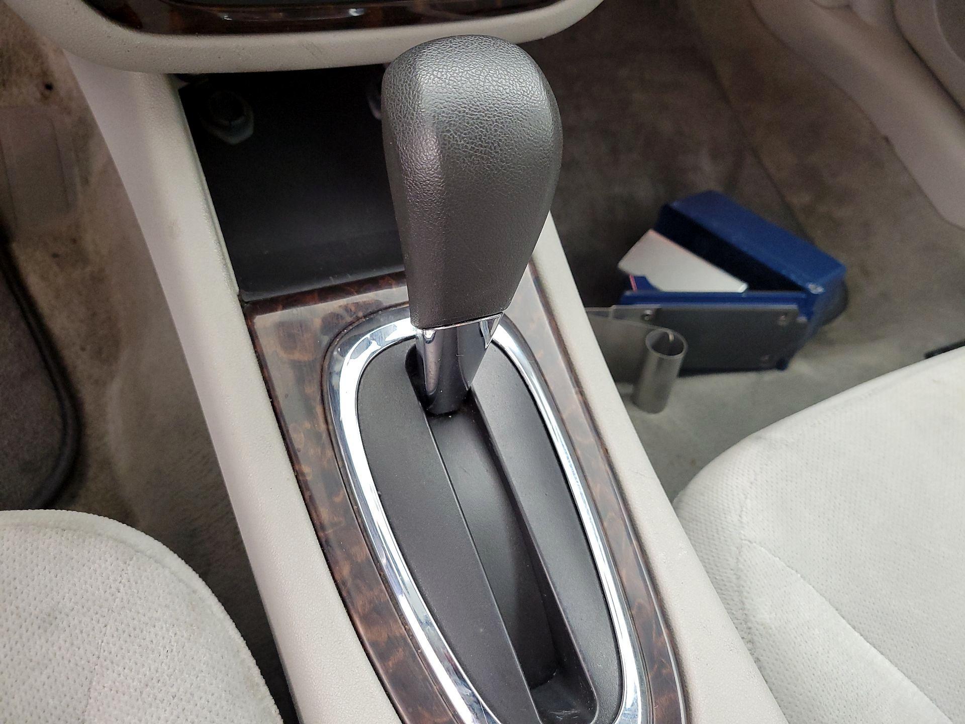 Thumbnail: 2015 Chevrolet Impala - 16