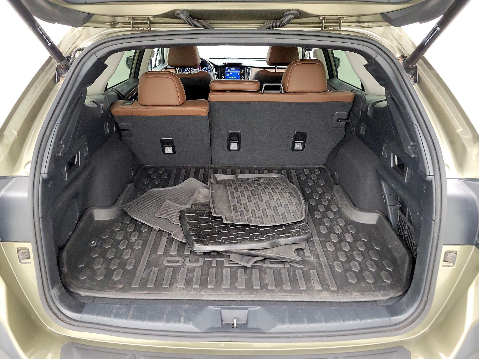 Thumbnail: 2022 Subaru Outback - 16