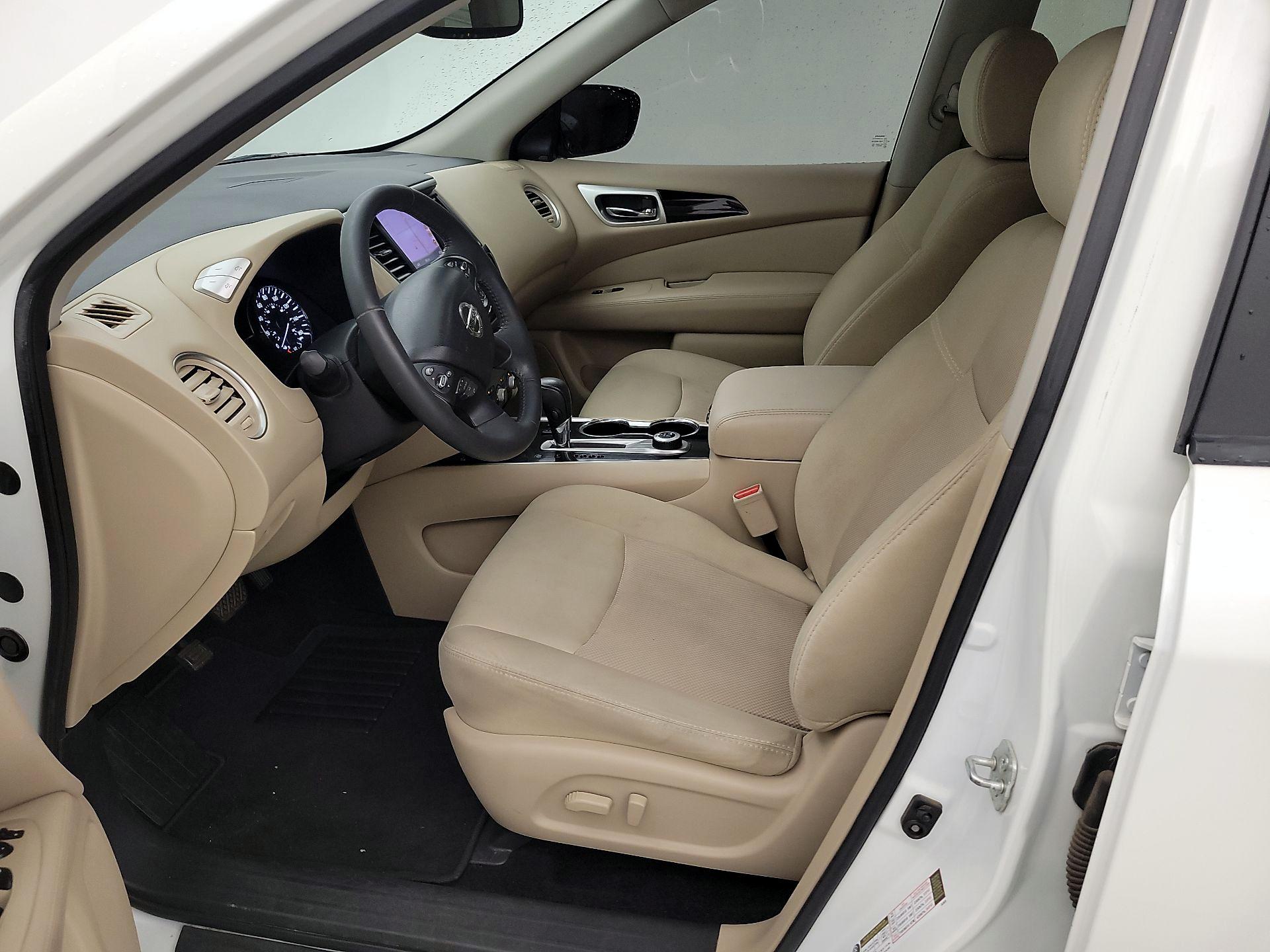Thumbnail: 2018 Nissan Pathfinder - 11