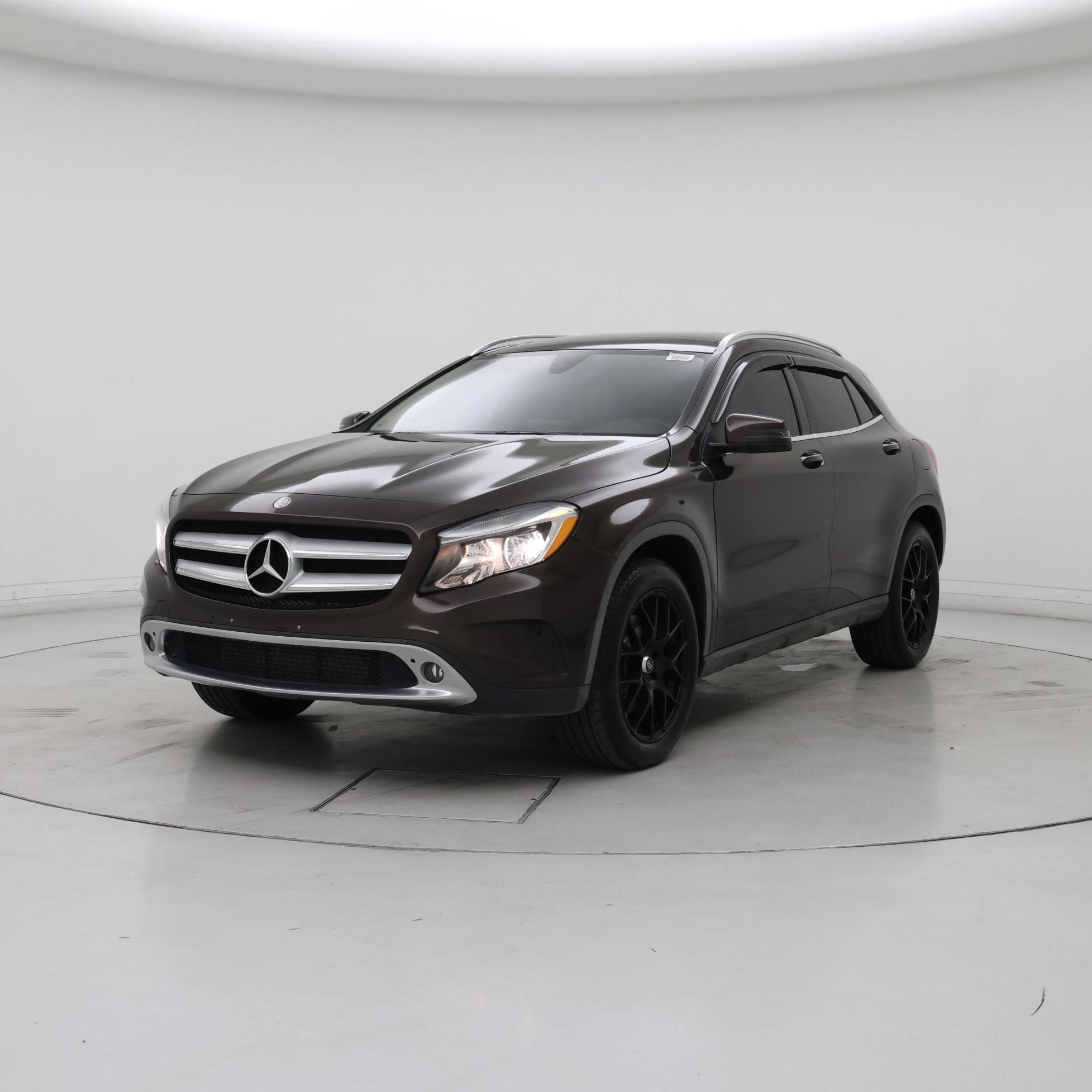 Thumbnail: 2017 Mercedes-Benz GLA - 4