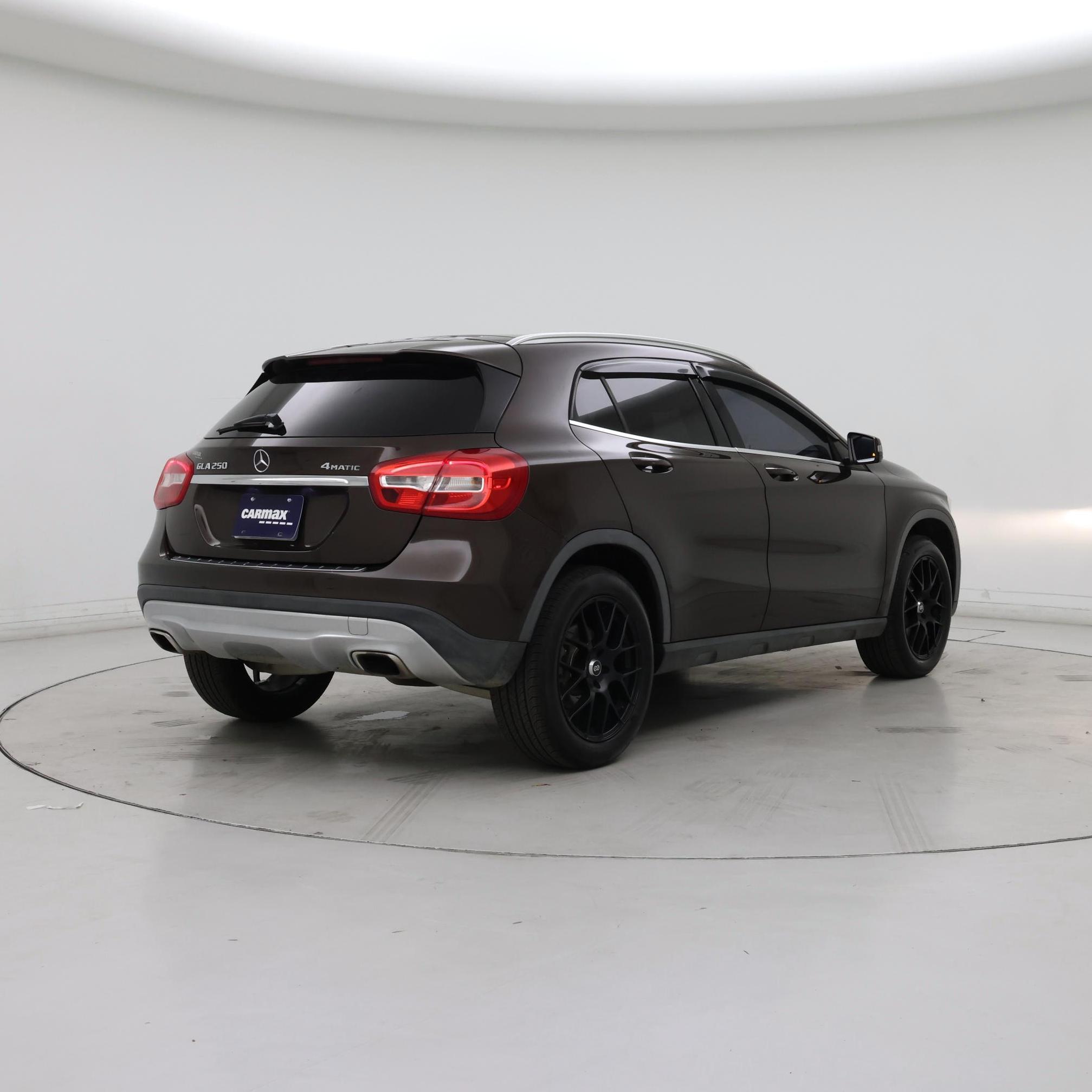 Thumbnail: 2017 Mercedes-Benz GLA - 8