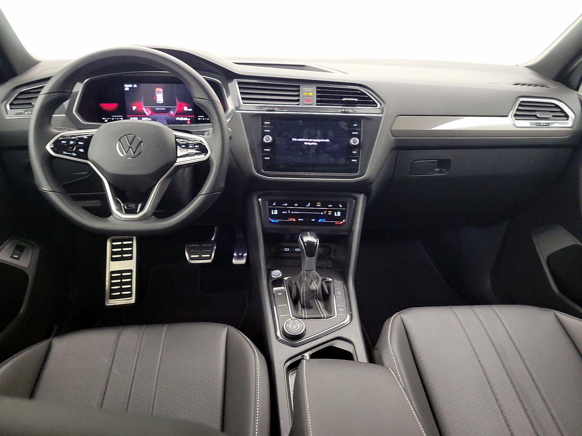 Thumbnail: 2022 Volkswagen Tiguan - 9