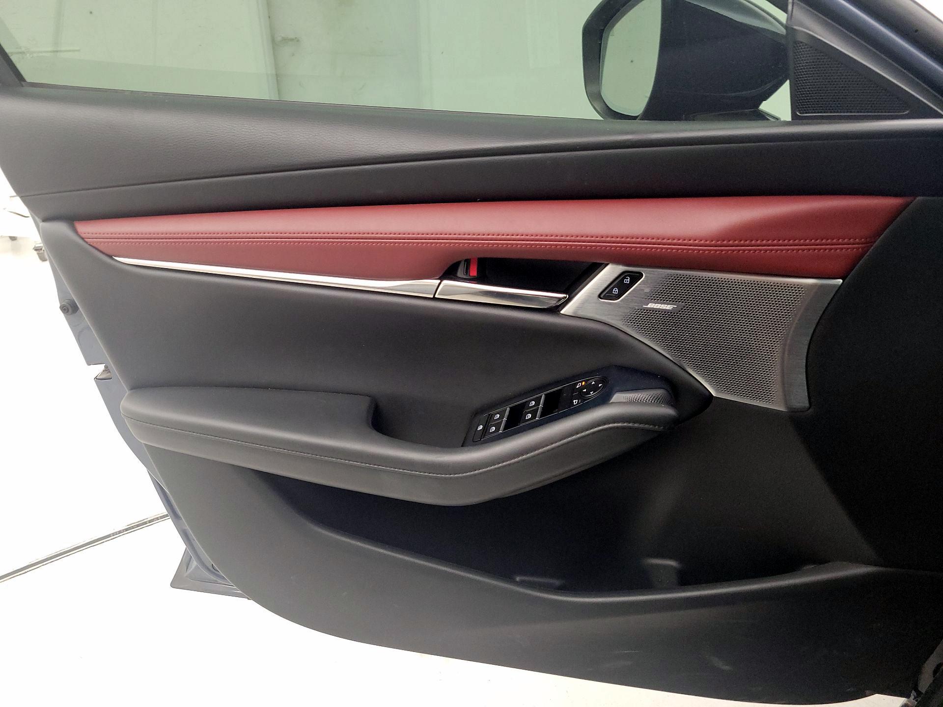 Thumbnail: 2021 Mazda Mazda3 - 12