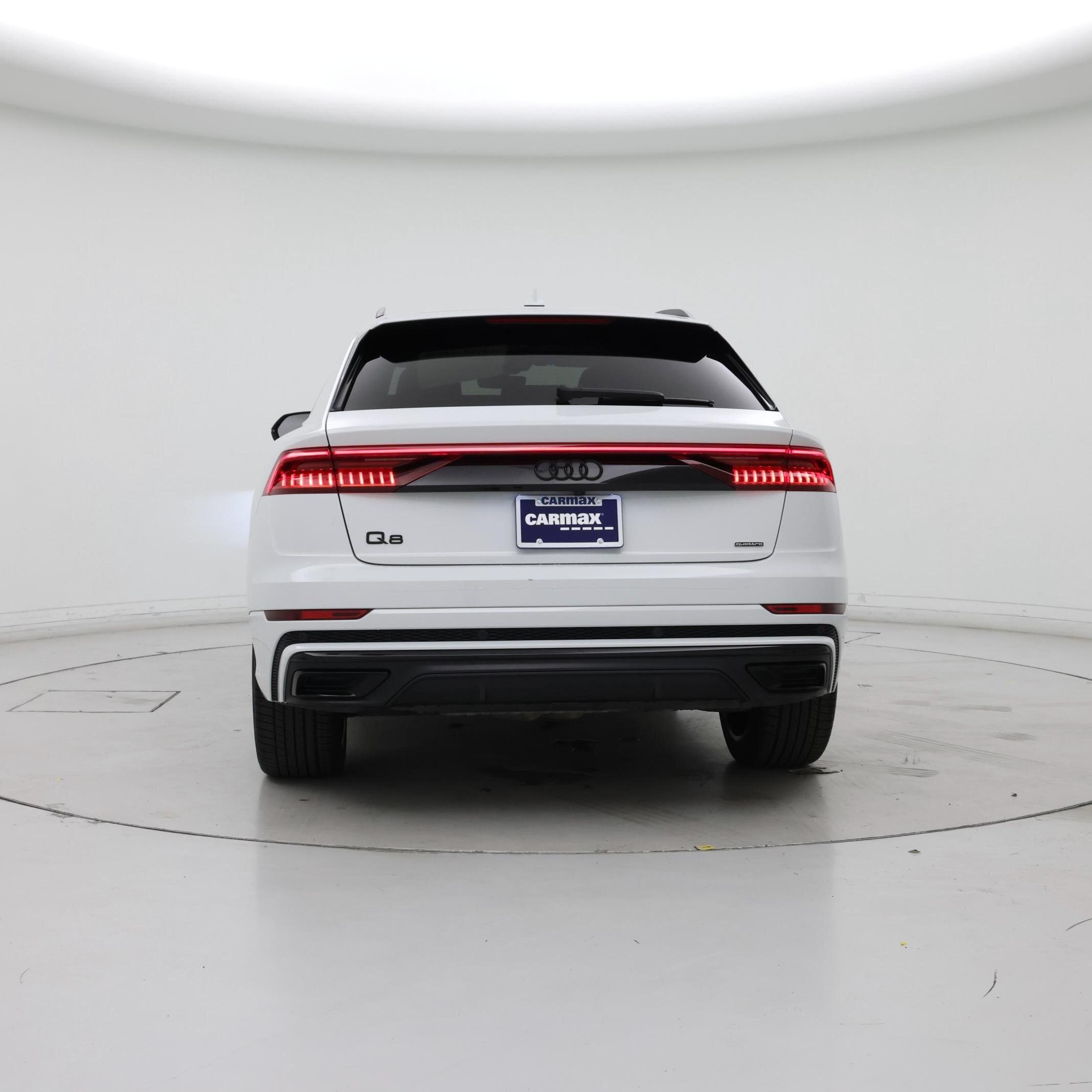 Thumbnail: 2021 Audi Q8 - 6
