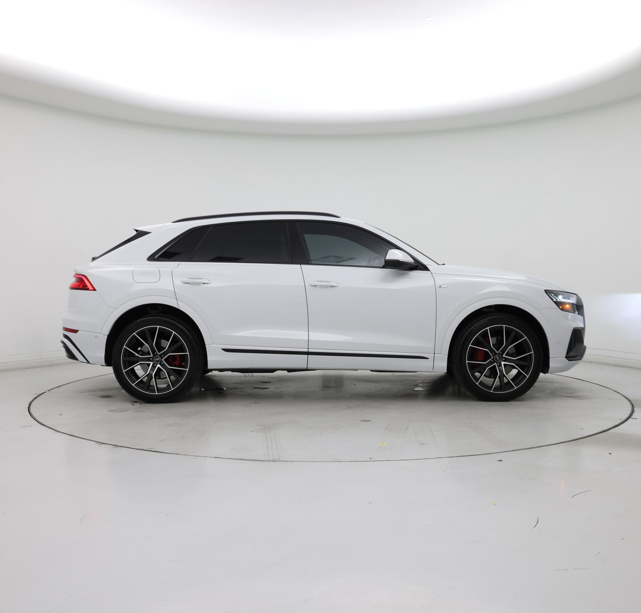 Thumbnail: 2021 Audi Q8 - 7