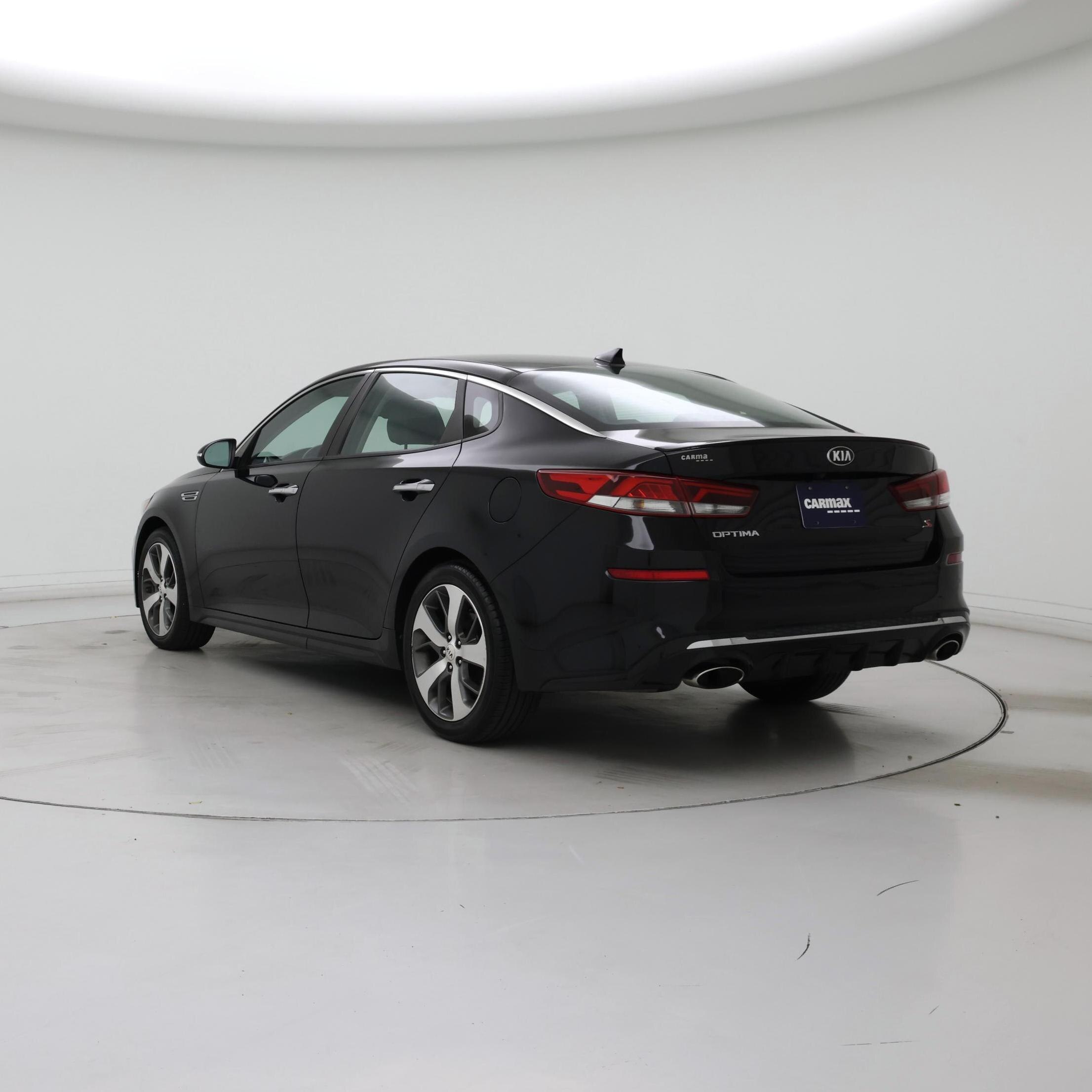 Thumbnail: 2019 Kia Optima - 2
