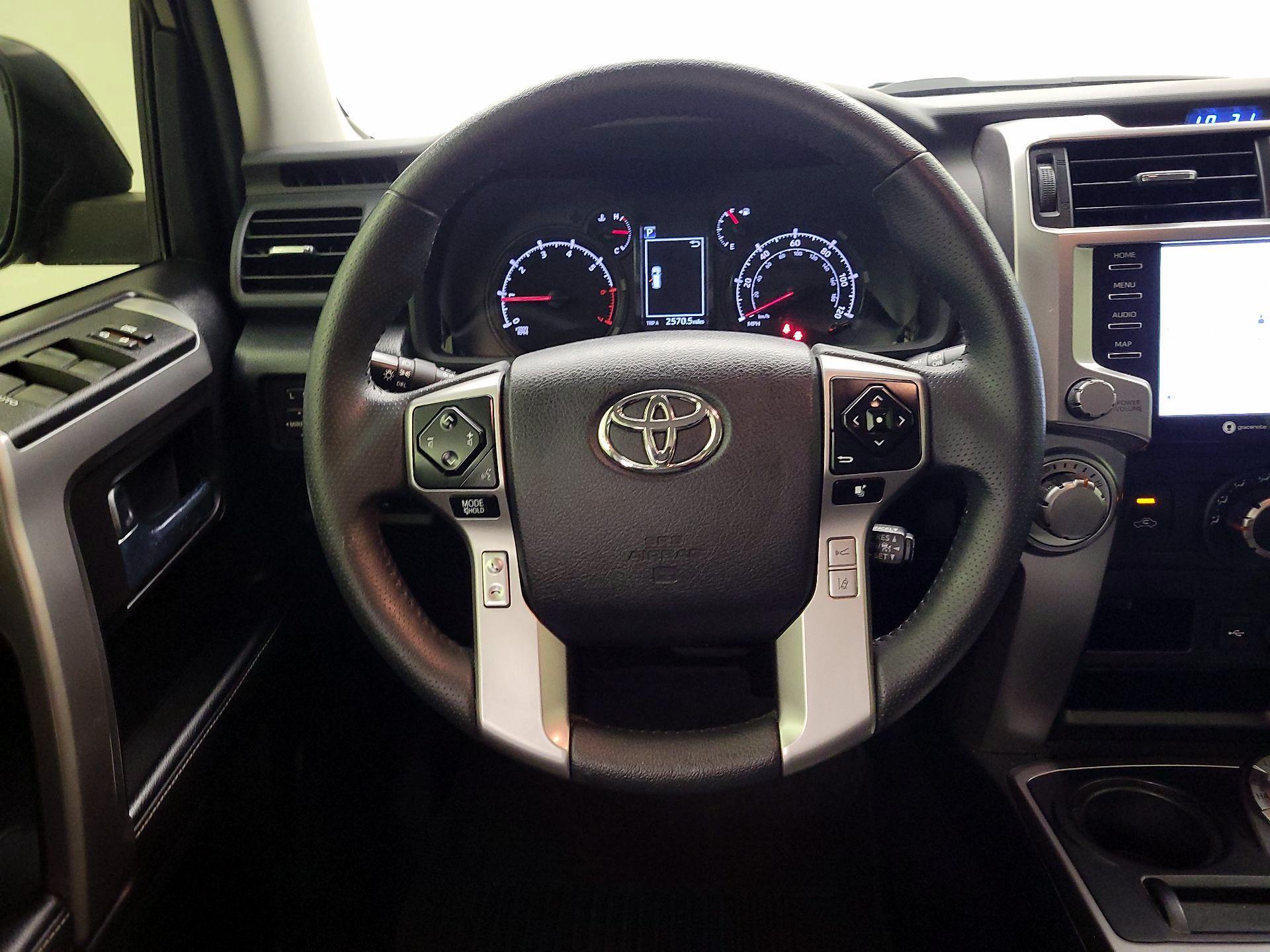 Thumbnail: 2023 Toyota 4Runner - 10