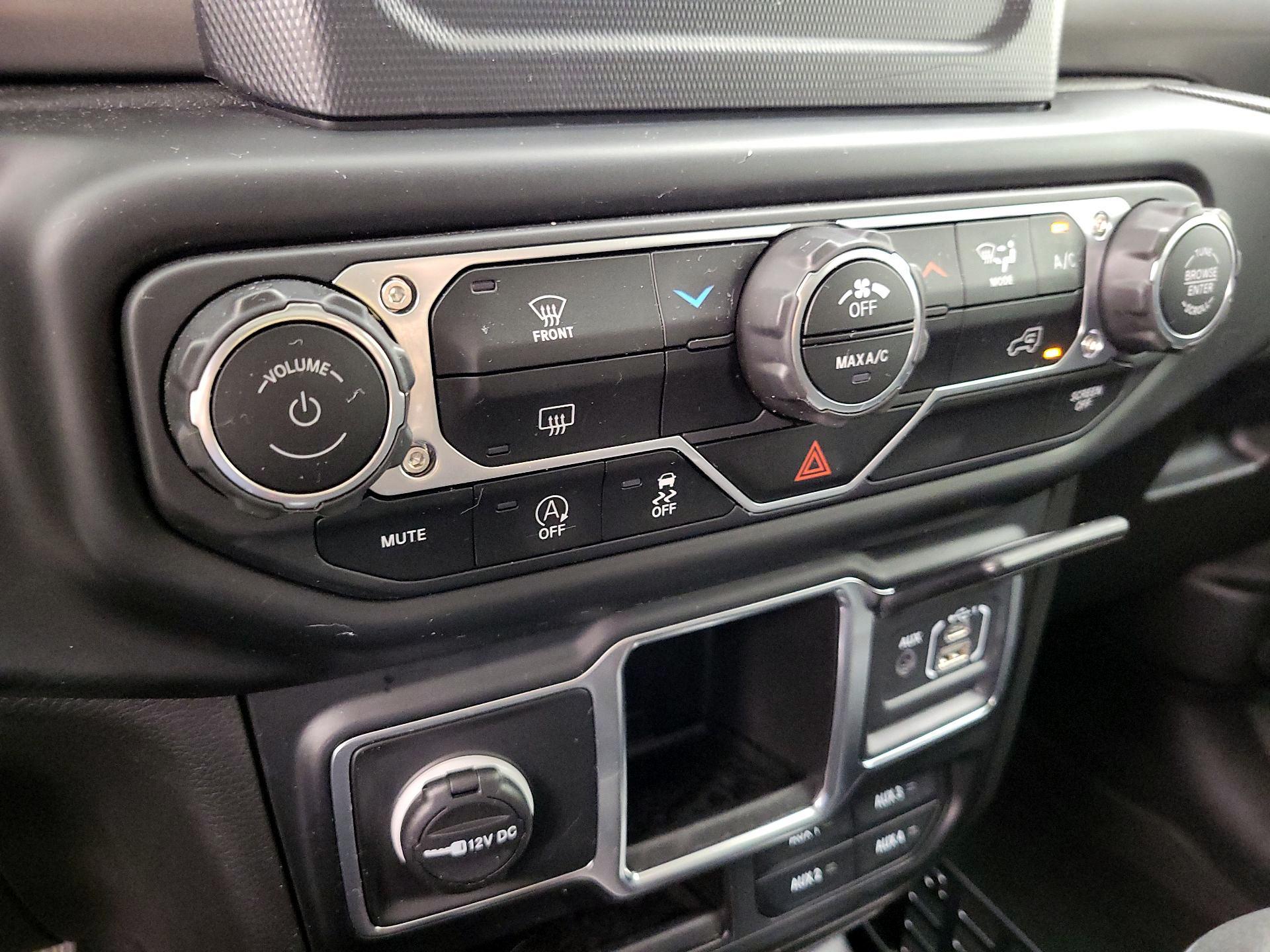 Thumbnail: 2023 Jeep Wrangler - 16