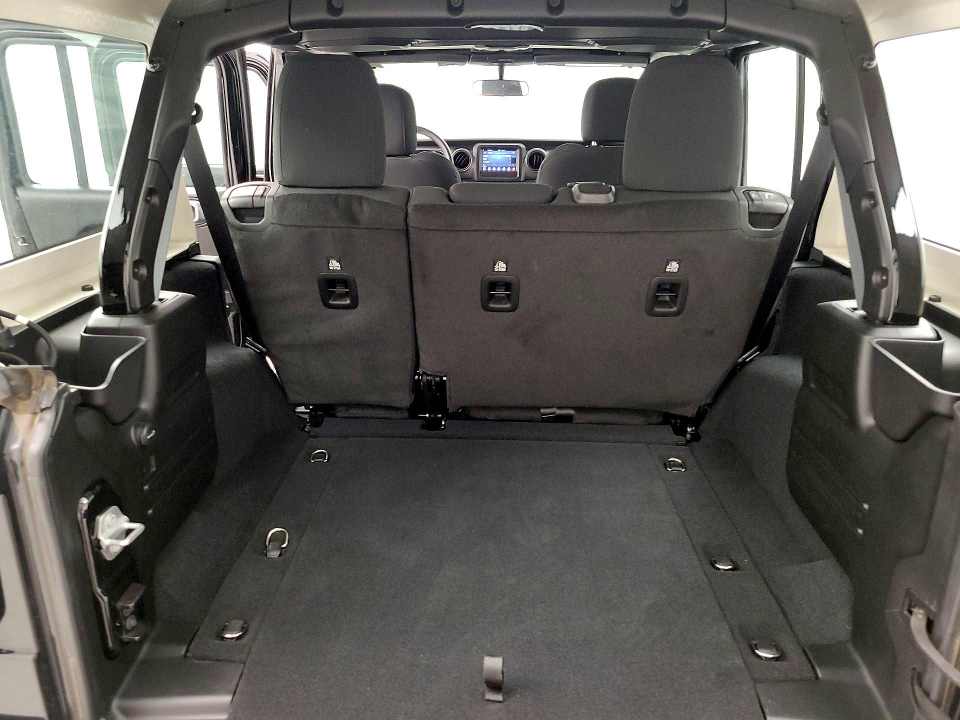 Thumbnail: 2023 Jeep Wrangler - 20