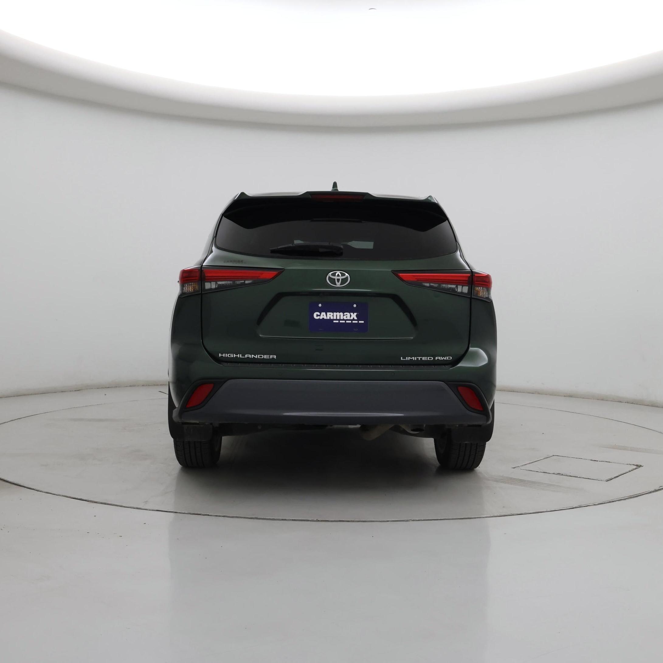 Thumbnail: 2023 Toyota Highlander - 6