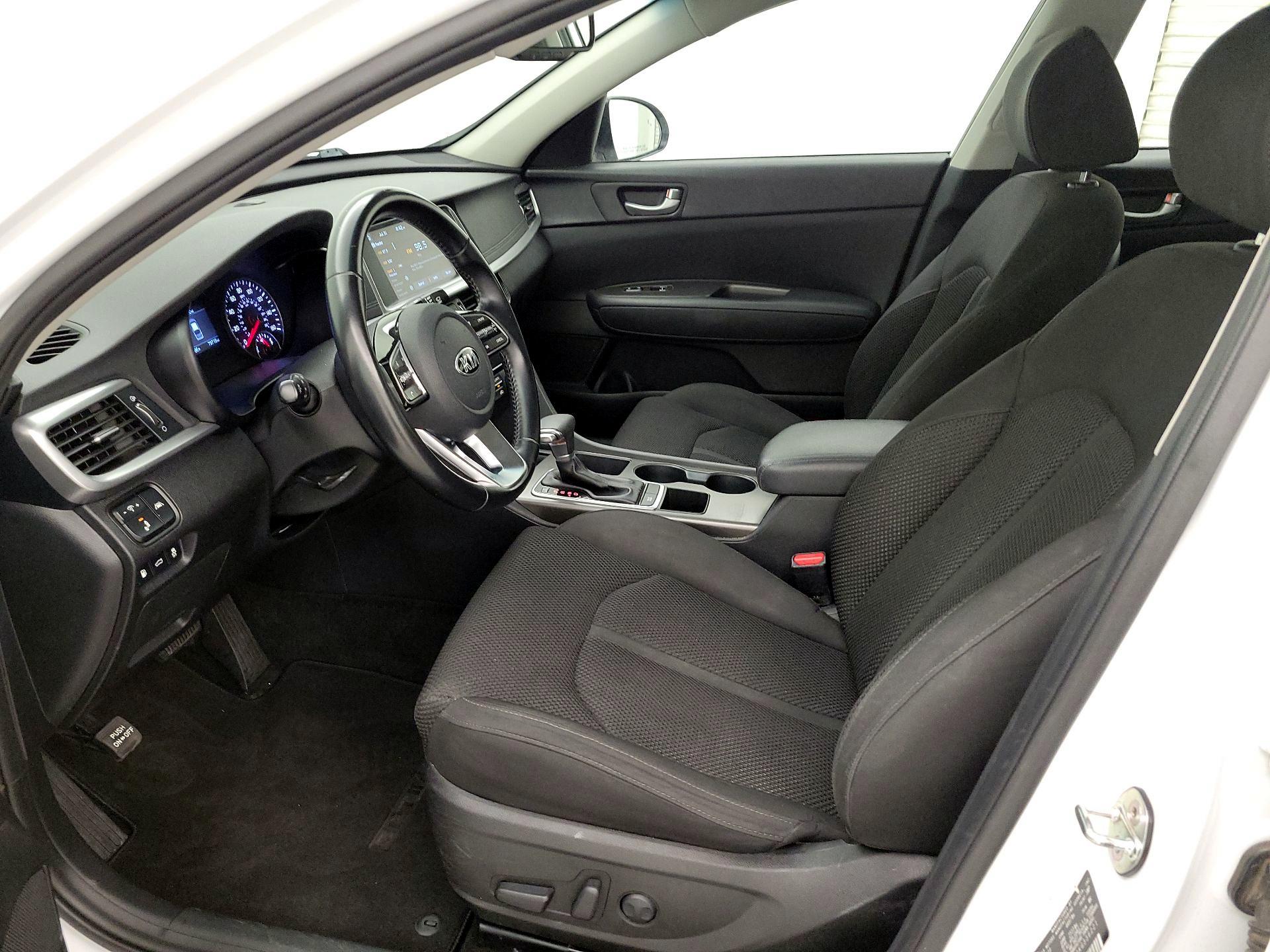 Thumbnail: 2019 Kia Optima - 11