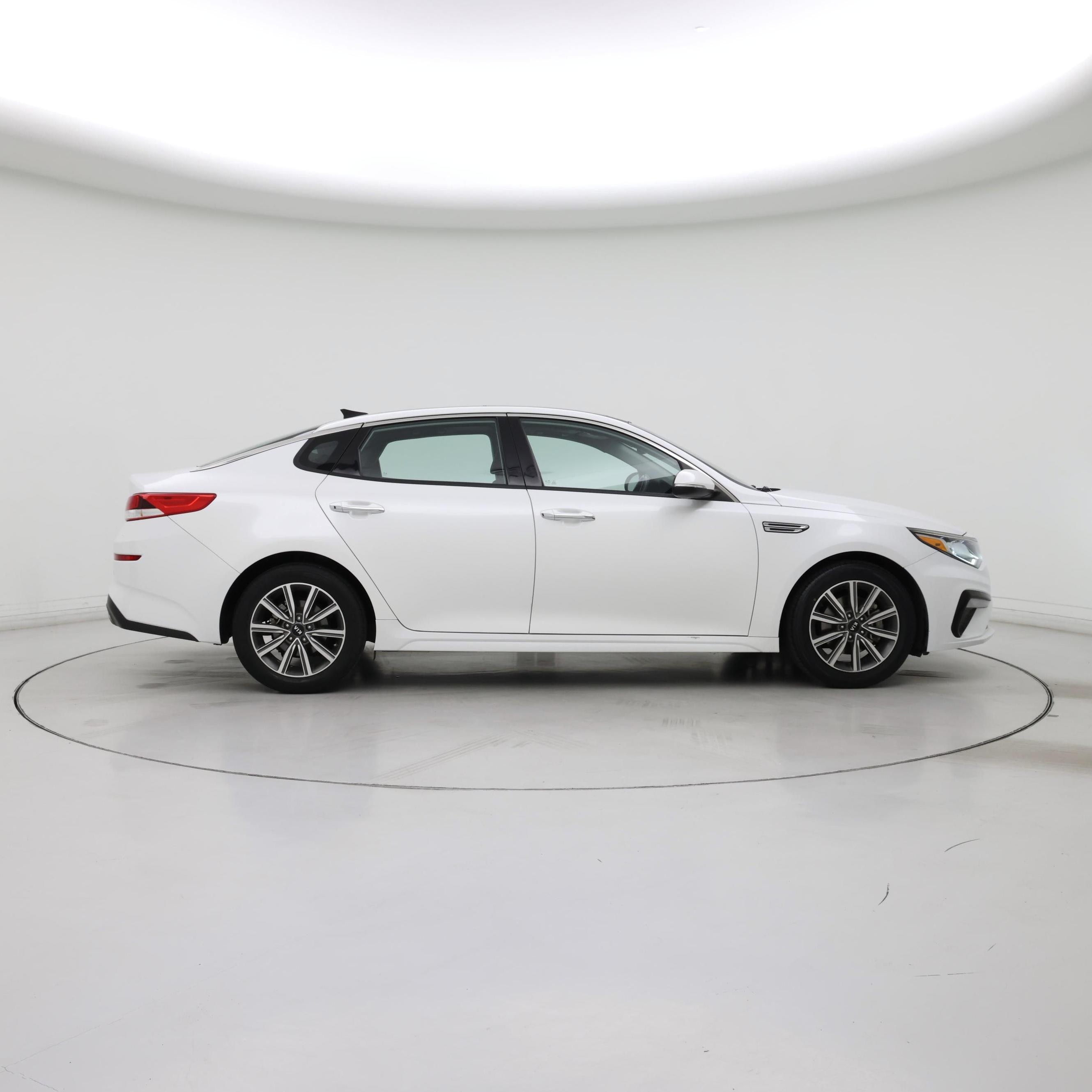 Thumbnail: 2019 Kia Optima - 7