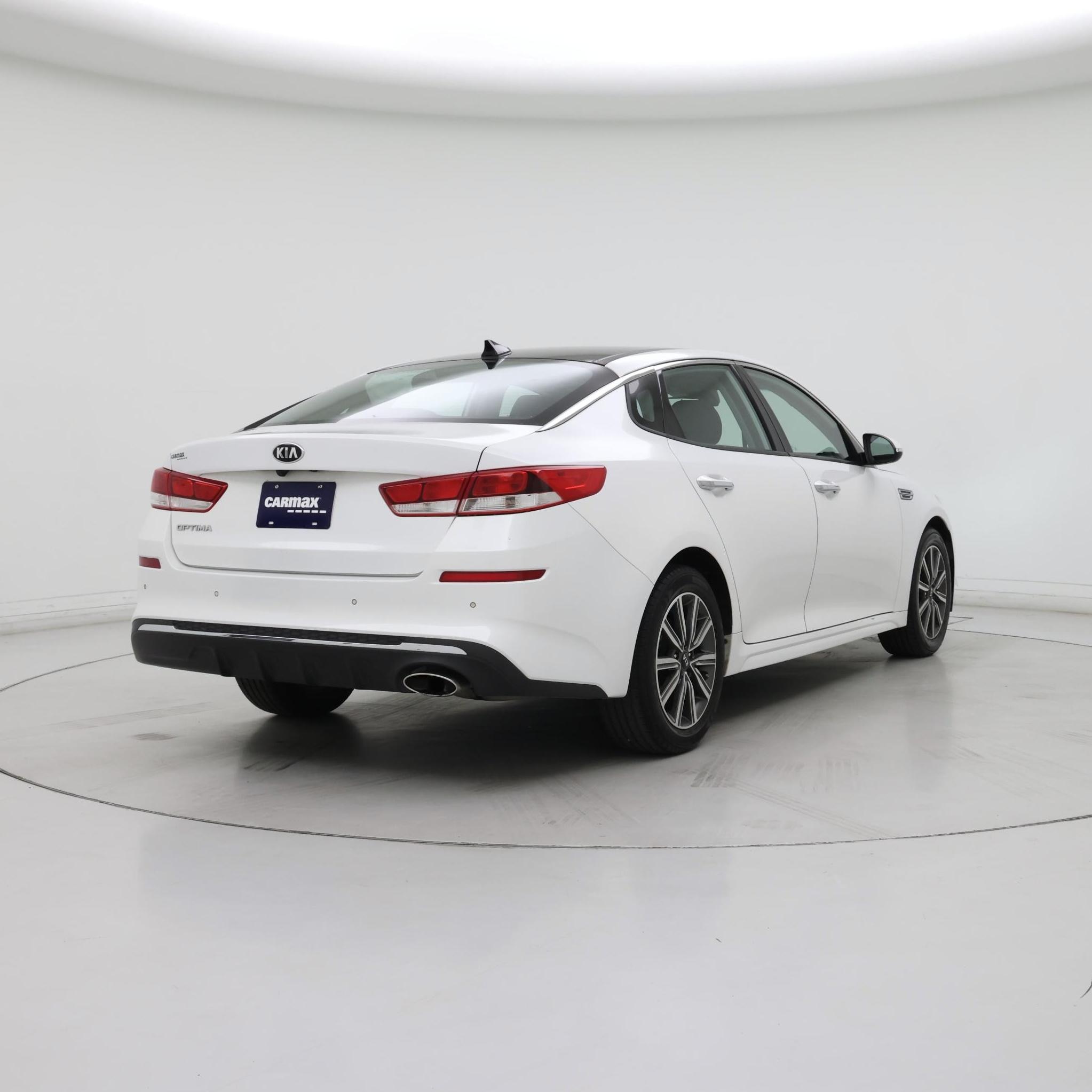 Thumbnail: 2019 Kia Optima - 8