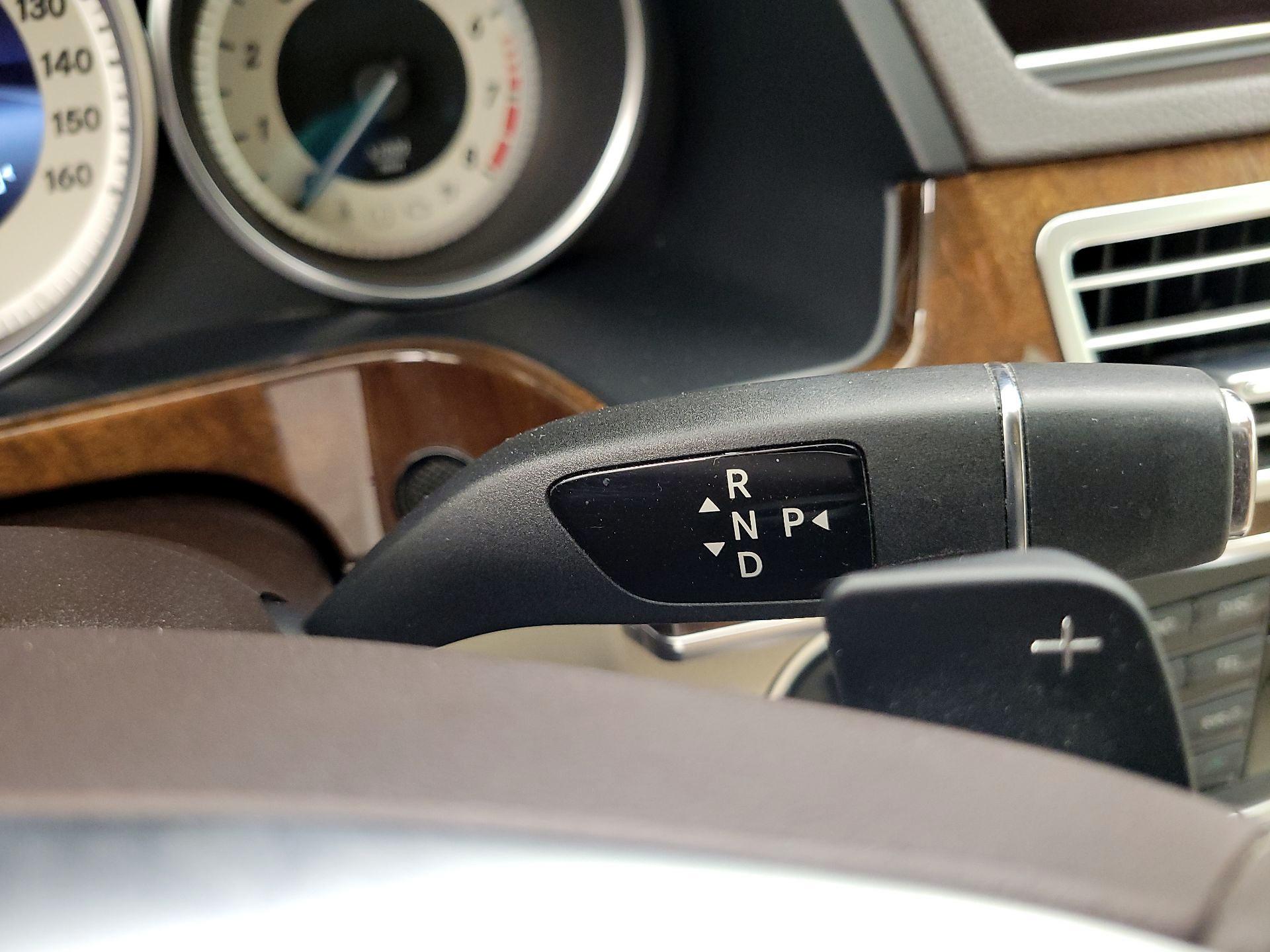 Thumbnail: 2014 Mercedes-Benz E-Class - 18