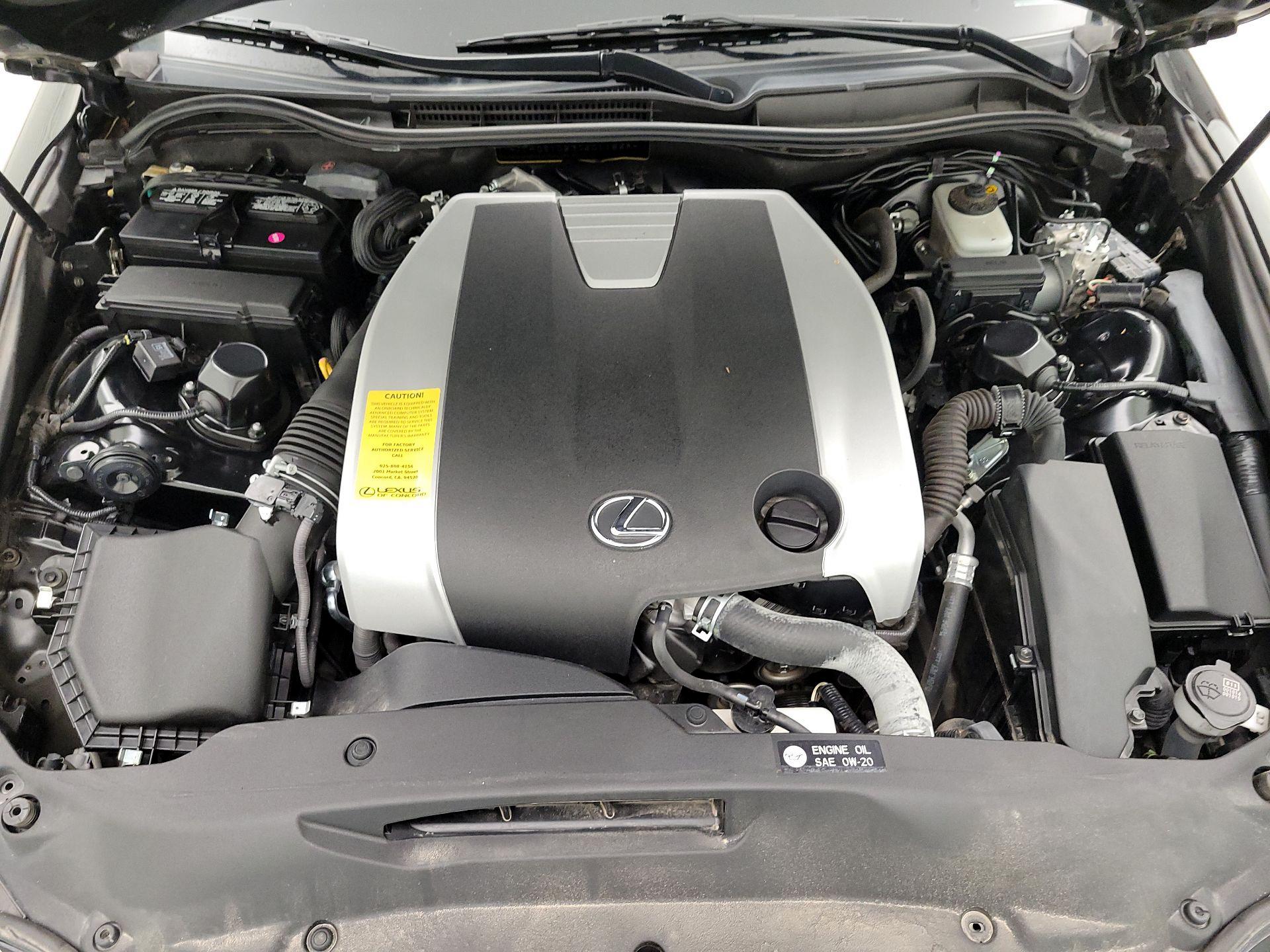 Thumbnail: 2016 Lexus IS - 17