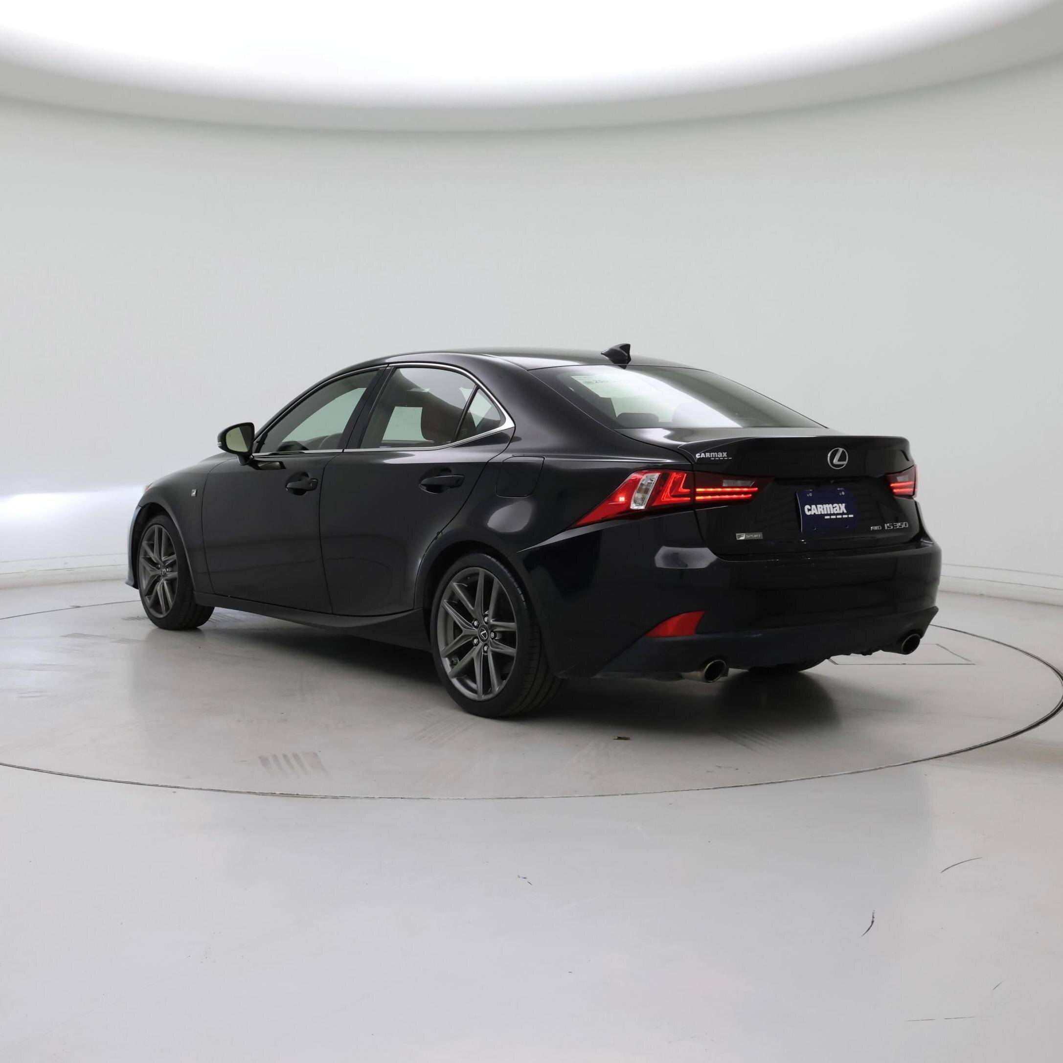Thumbnail: 2016 Lexus IS - 2
