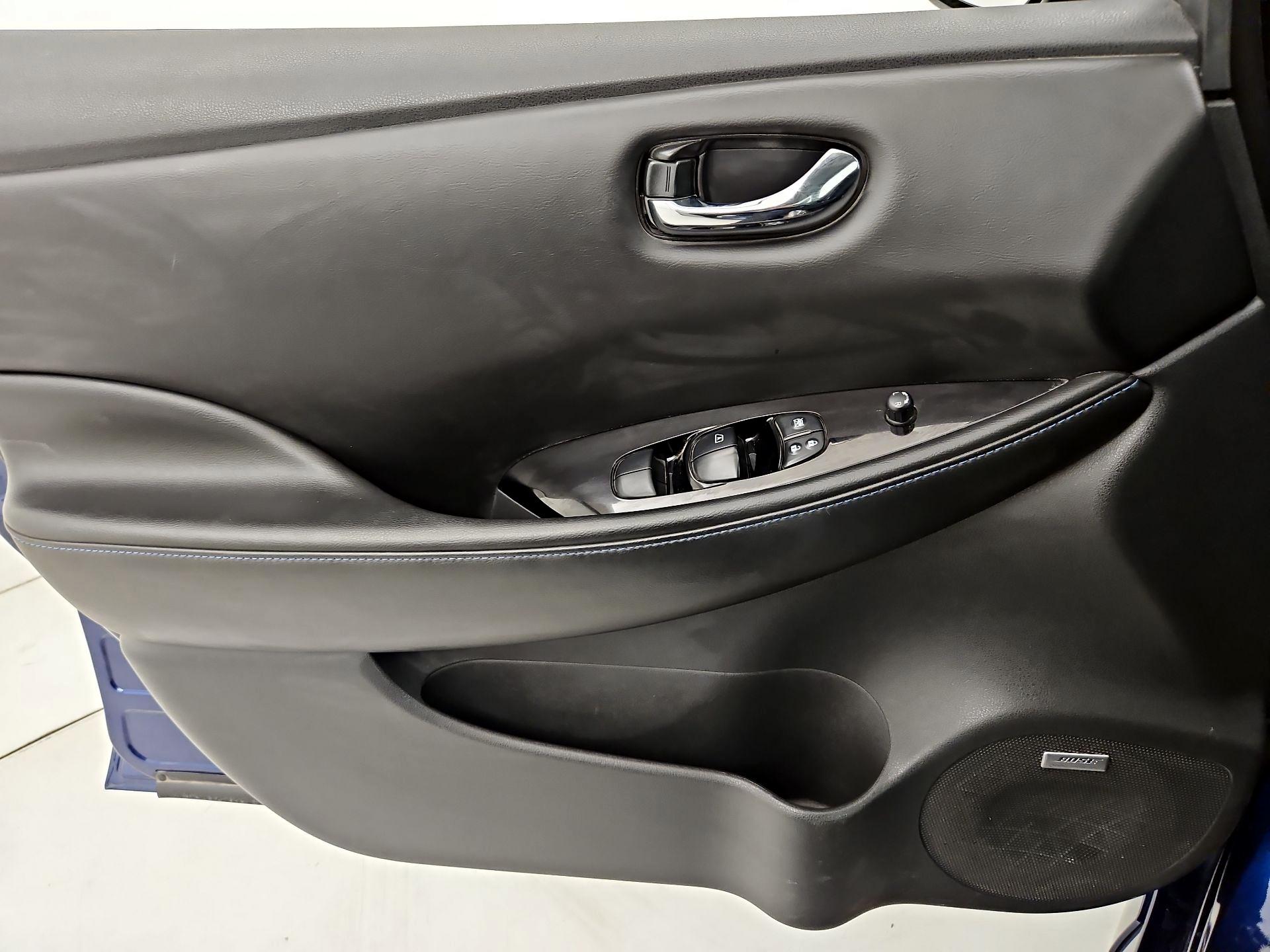 Thumbnail: 2019 Nissan Leaf - 12