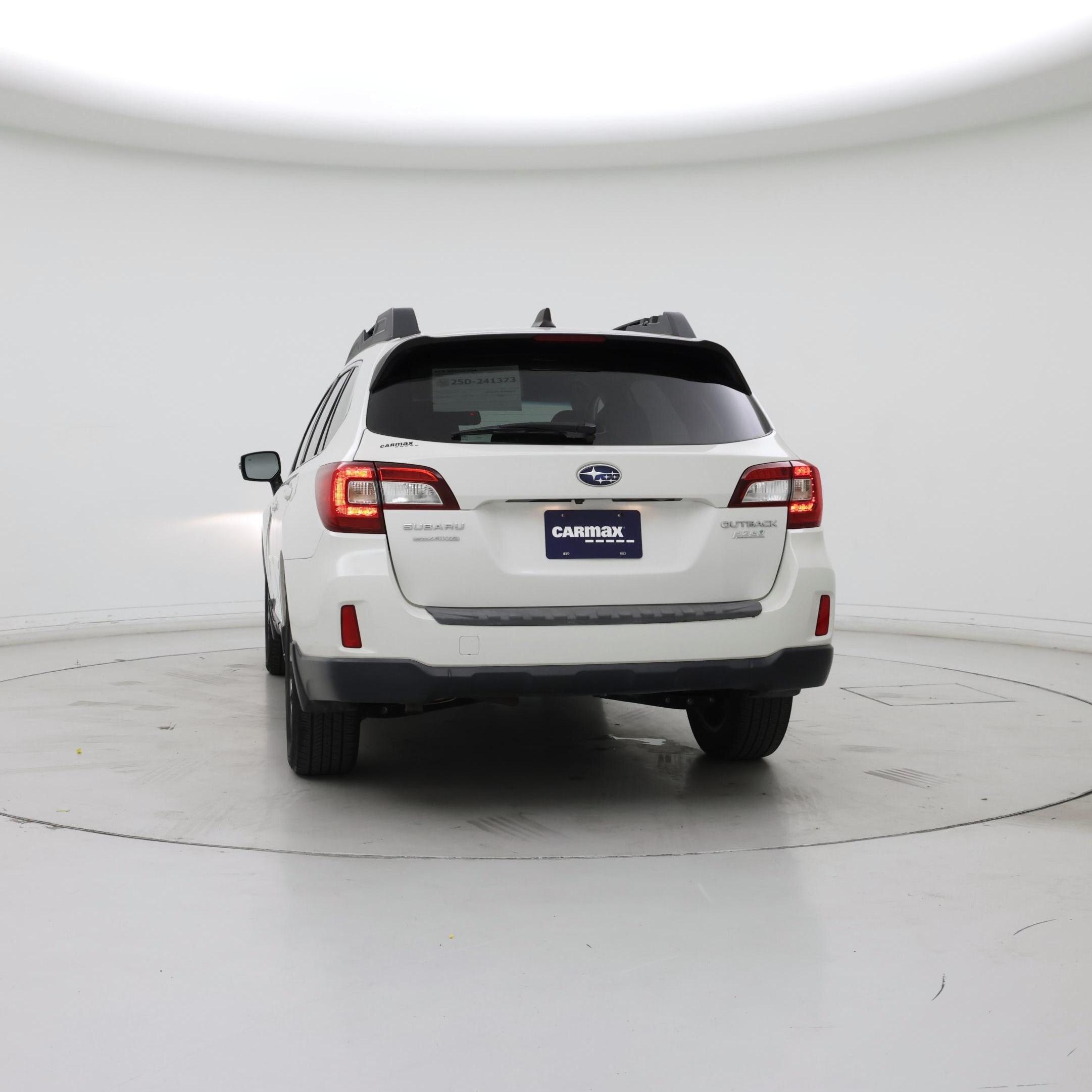 Thumbnail: 2017 Subaru Outback - 6