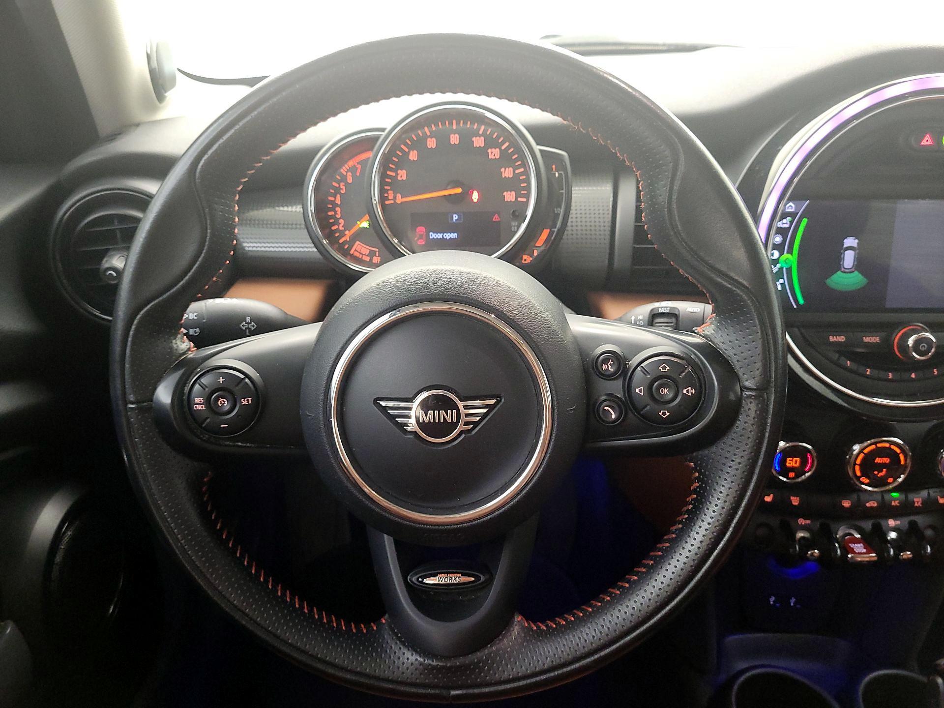 Thumbnail: 2020 MINI Cooper Hardtop - 10