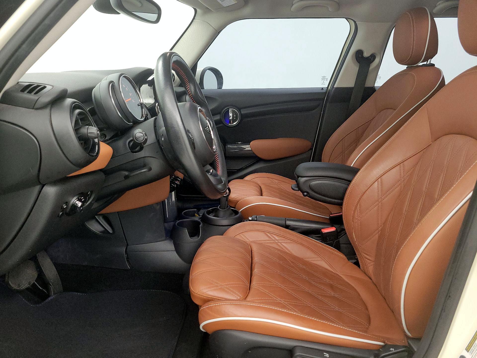 Thumbnail: 2020 MINI Cooper Hardtop - 11