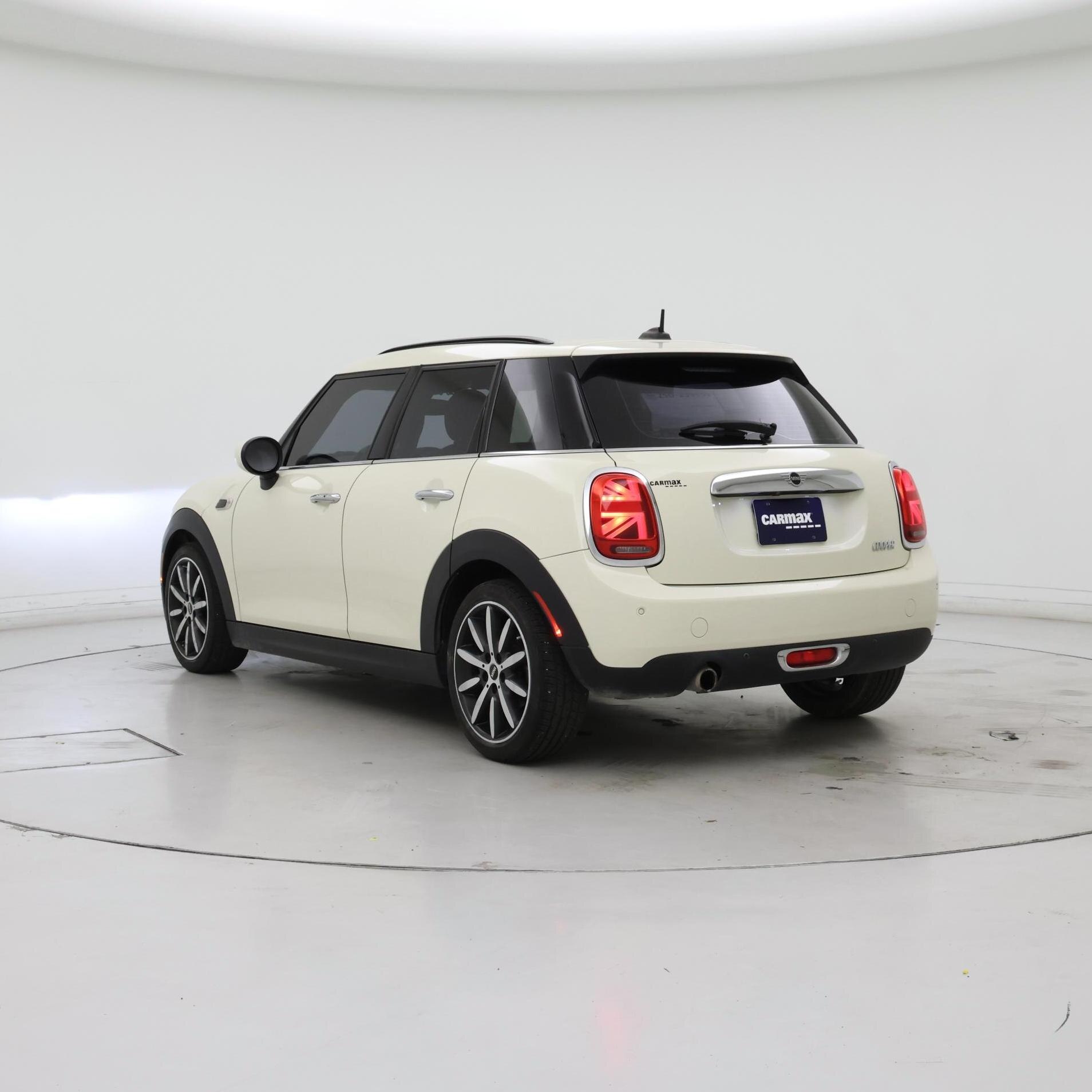 Thumbnail: 2020 MINI Cooper Hardtop - 2
