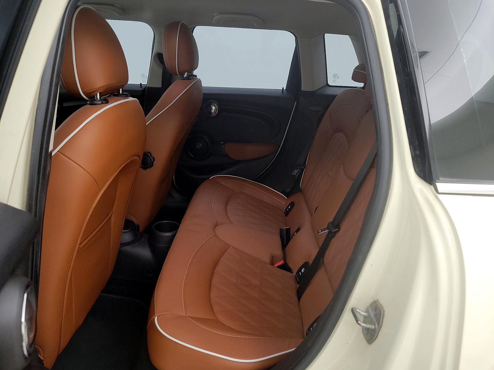 Thumbnail: 2020 MINI Cooper Hardtop - 19