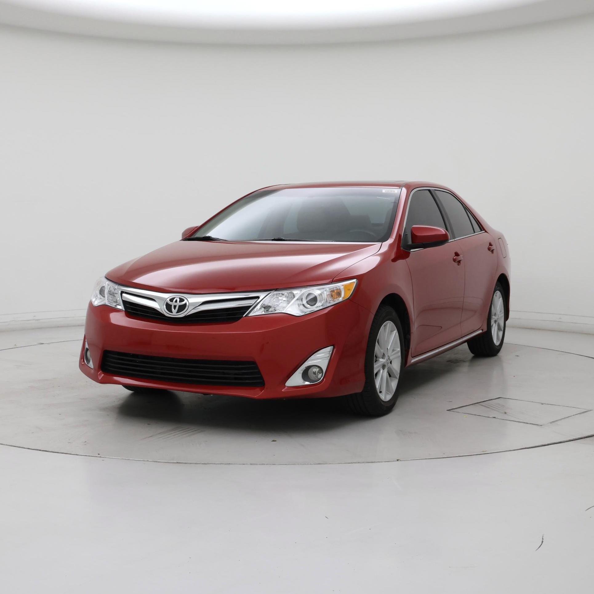 Thumbnail: 2014 Toyota Camry - 4