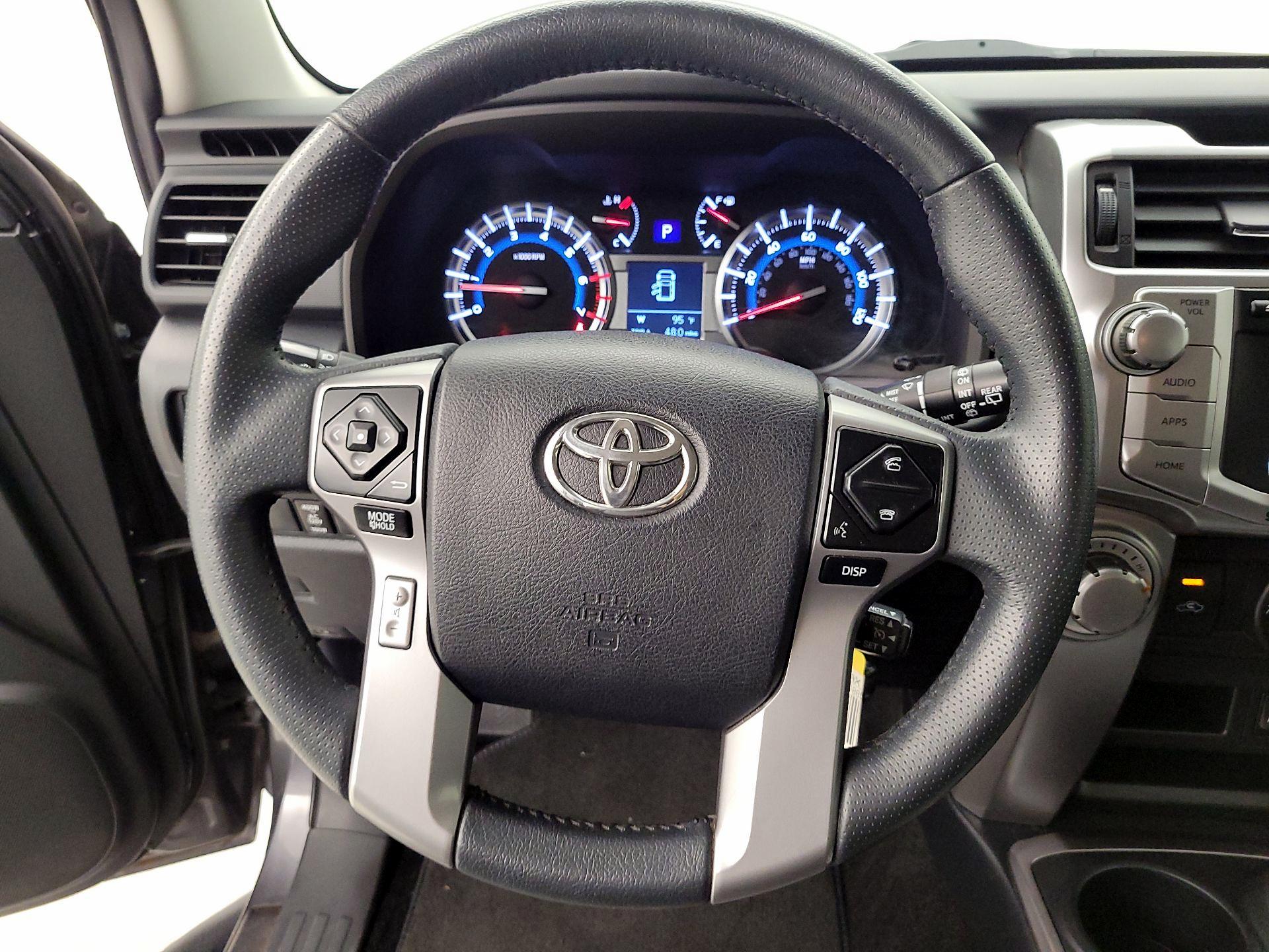 Thumbnail: 2018 Toyota 4Runner - 10