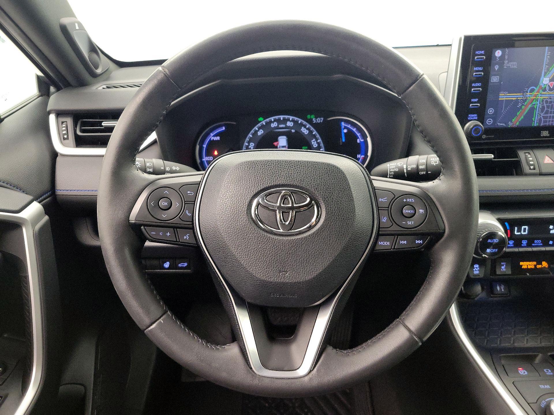 Thumbnail: 2019 Toyota RAV4 - 10