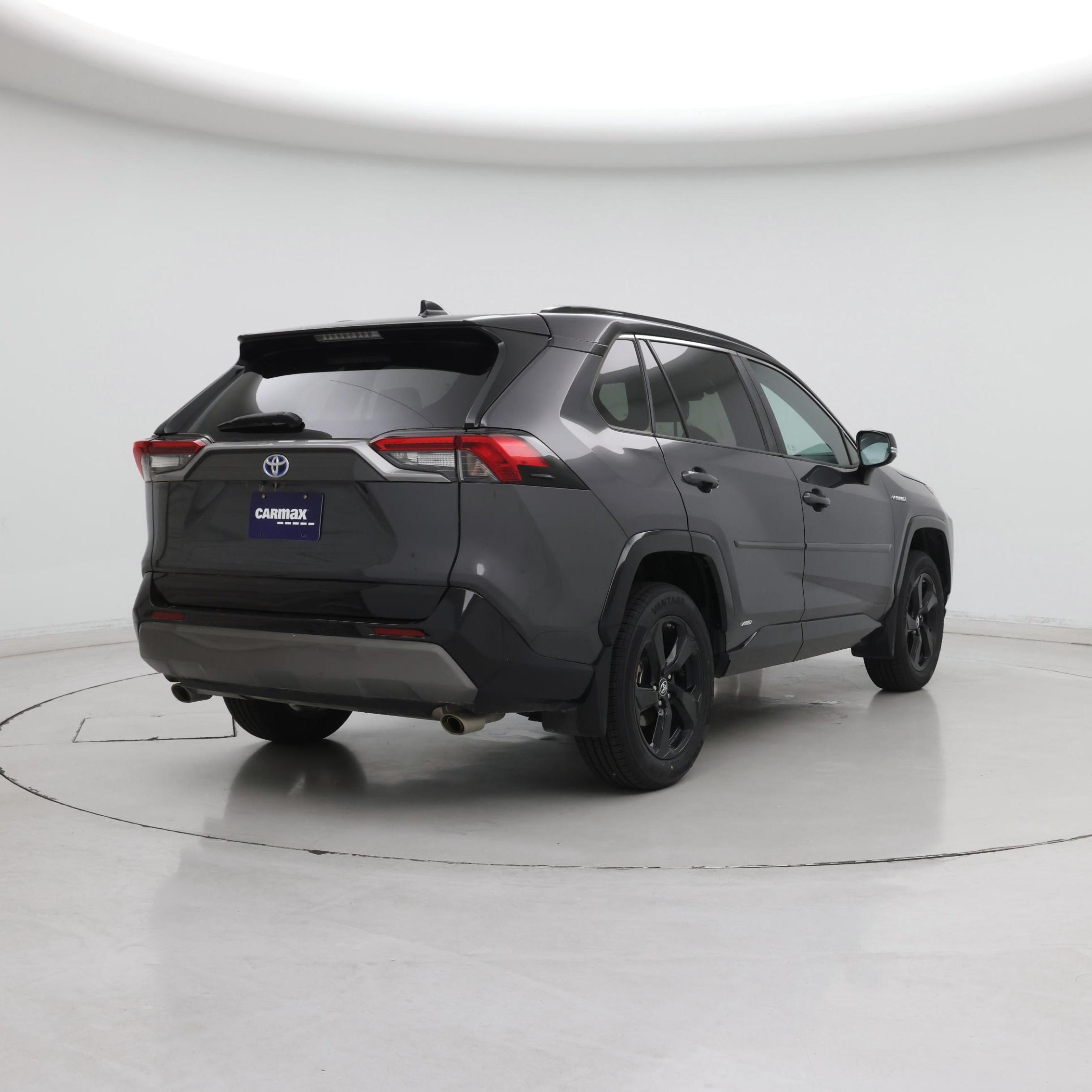 Thumbnail: 2019 Toyota RAV4 - 8