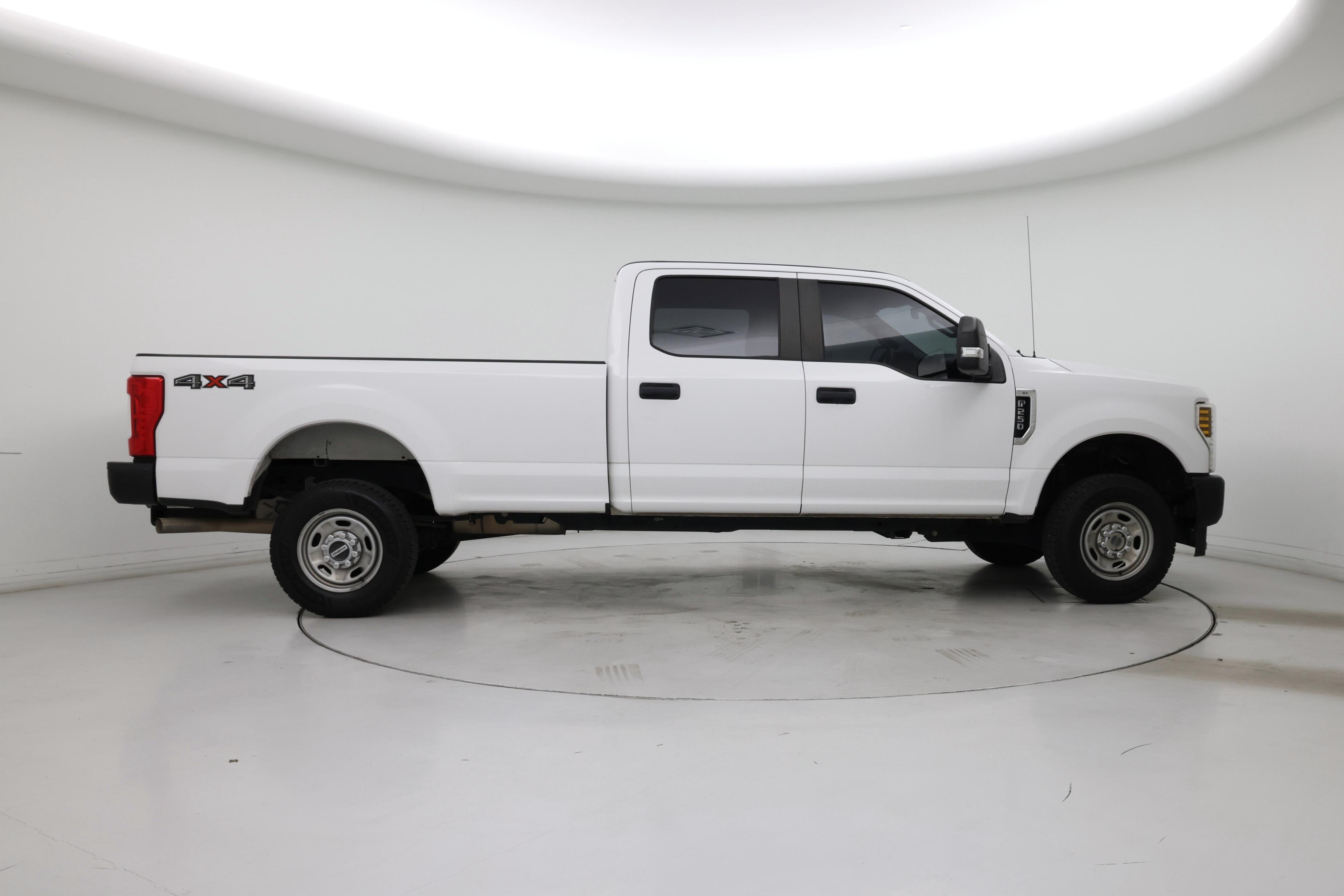 Thumbnail: 2019 Ford F-250 - 7