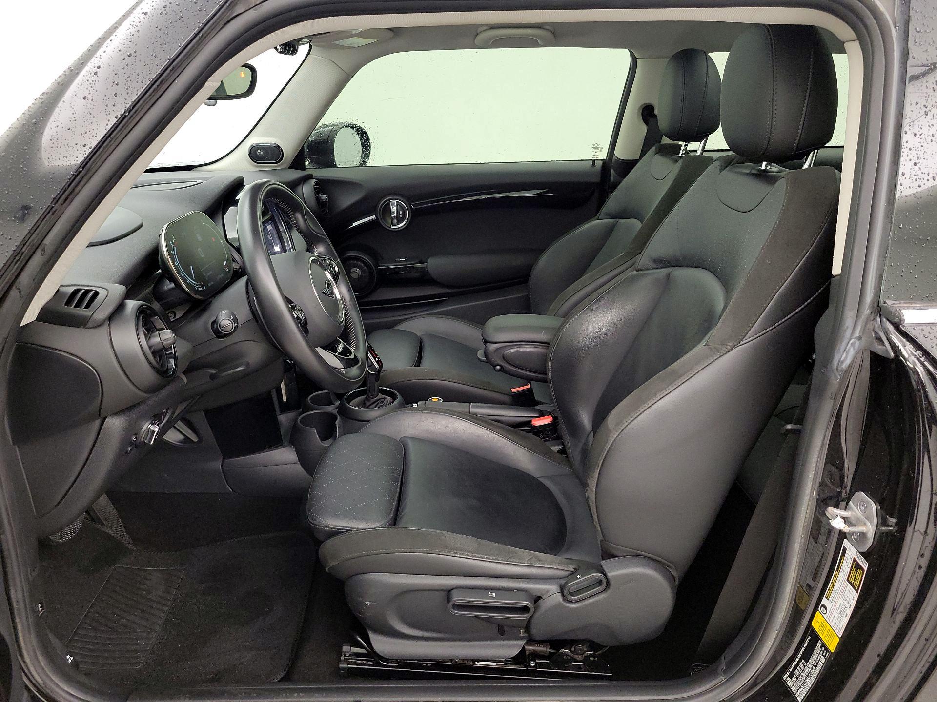Thumbnail: 2021 MINI Cooper Hardtop - 11